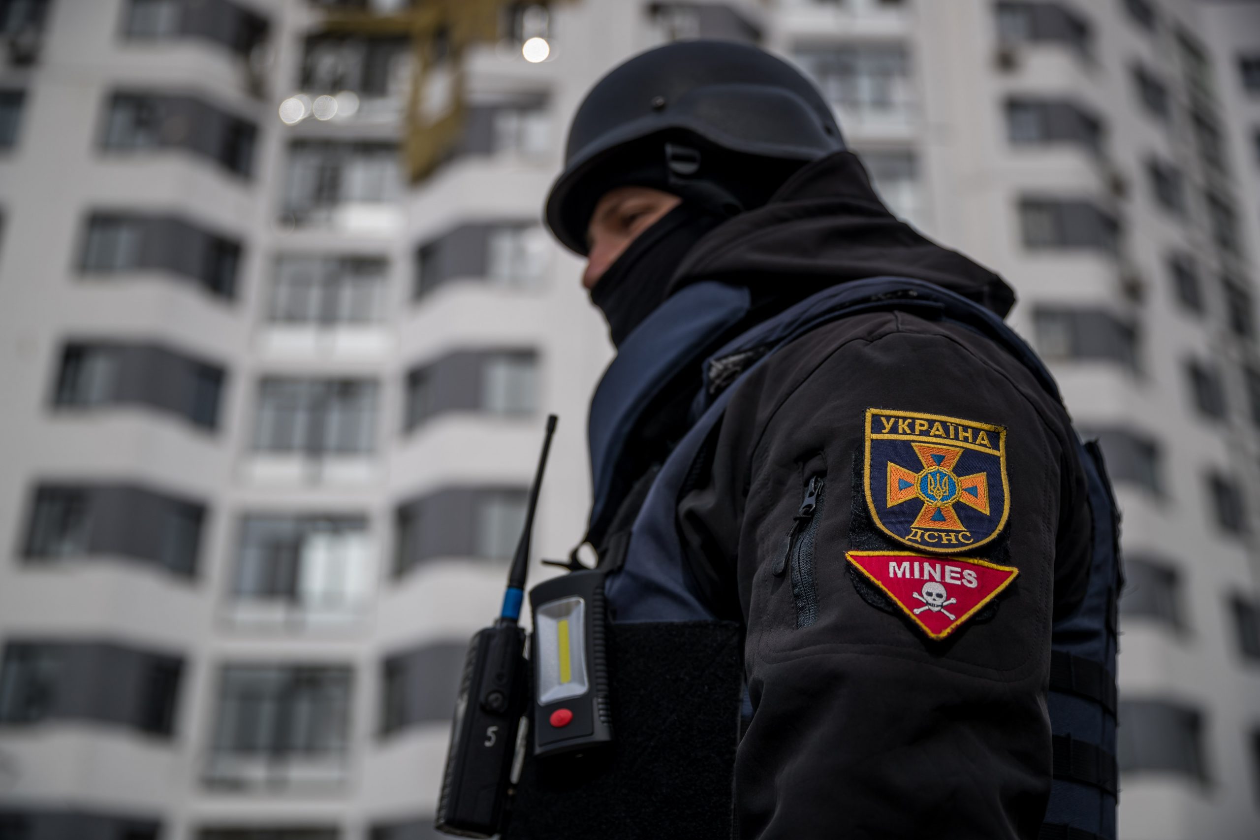 Investigadores rusos abren causas penales por torturas a soldados en Ucrania