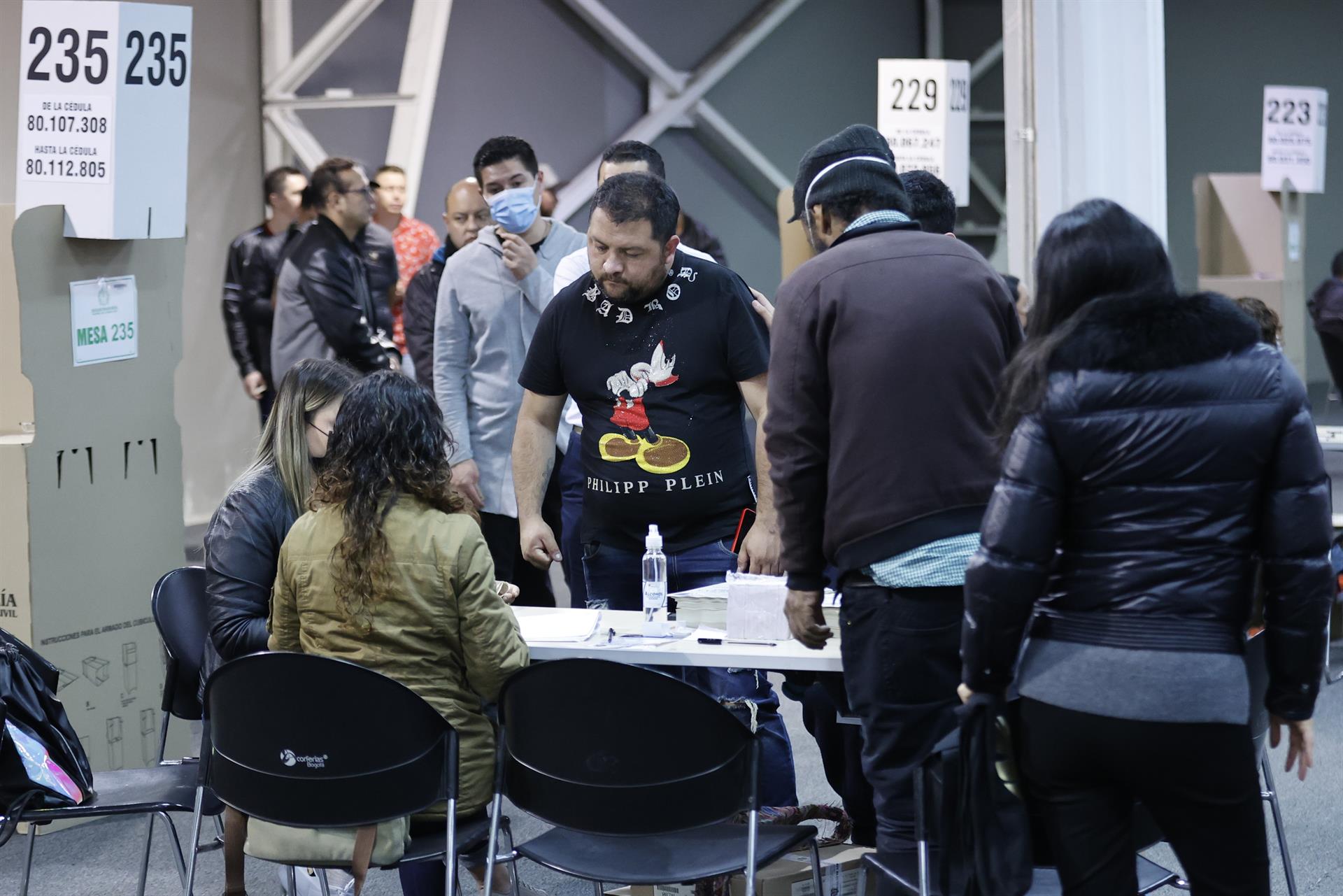 Defensoría del Pueblo de Colombia reporta normalidad en la jornada electoral