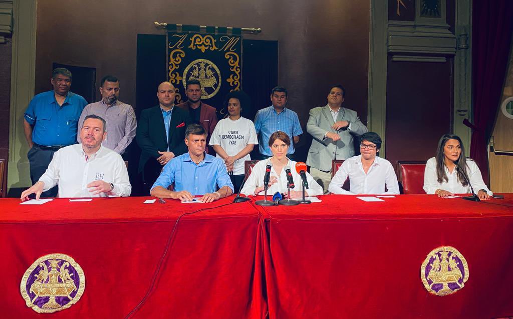 Opositores y activistas en España rechazan a Venezuela, Cuba y Nicaragua en Cumbre de las Américas