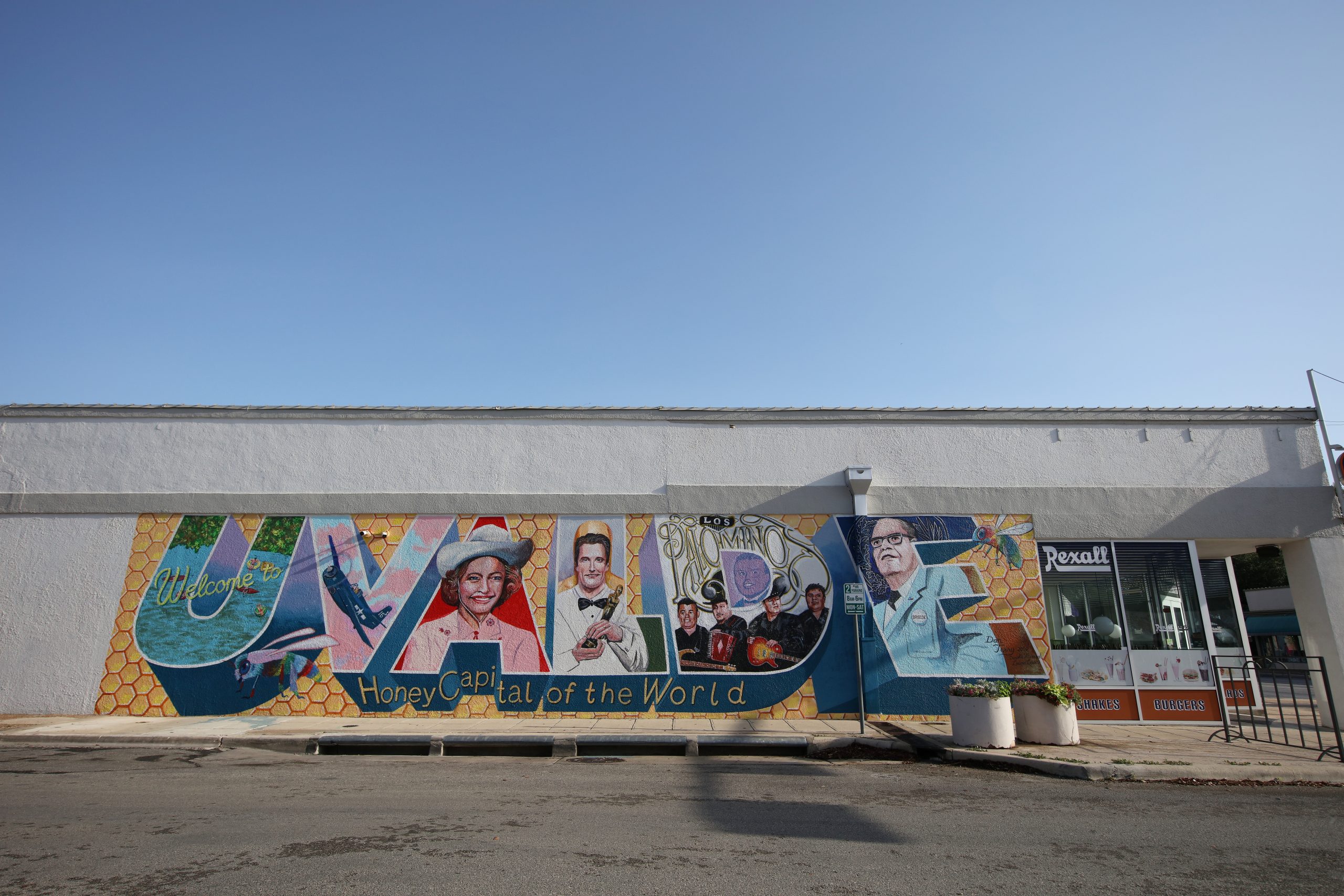 Meta asegura que alerta del autor del tiroteo de Texas fue por mensaje privado