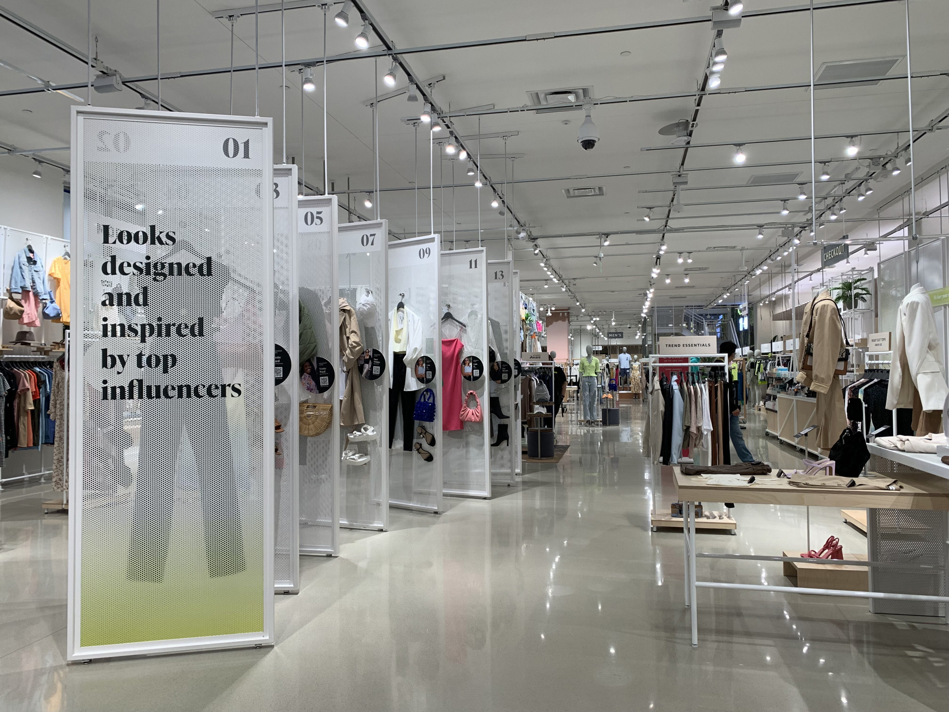 Amazon abre en Los Ángeles su primera tienda física de ropa