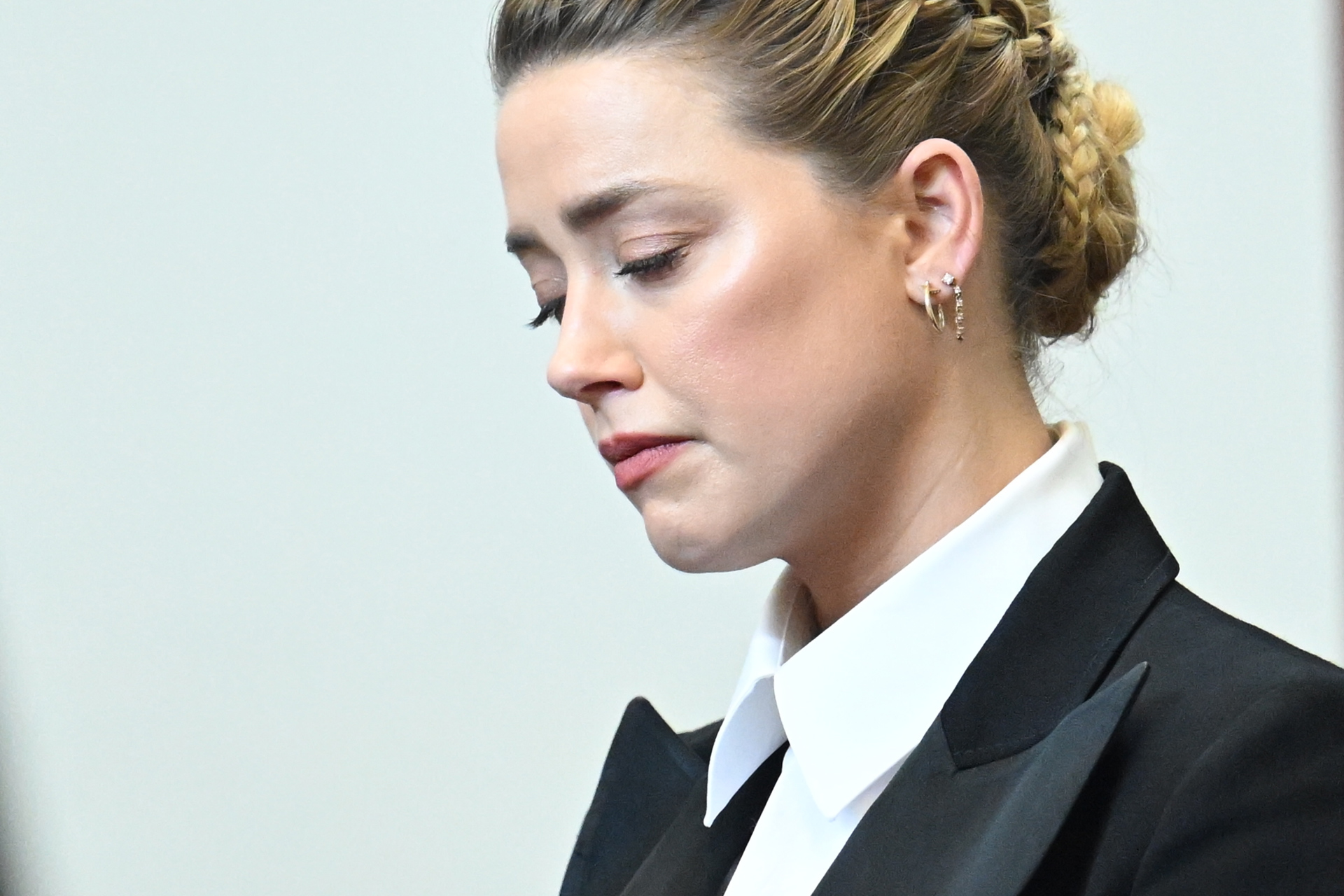 Amber Heard sufrió estrés postraumático por abuso de Depp, asegura psicólogo Amber Heard sufrió estrés postraumático por abuso de Depp, asegura psicólogo