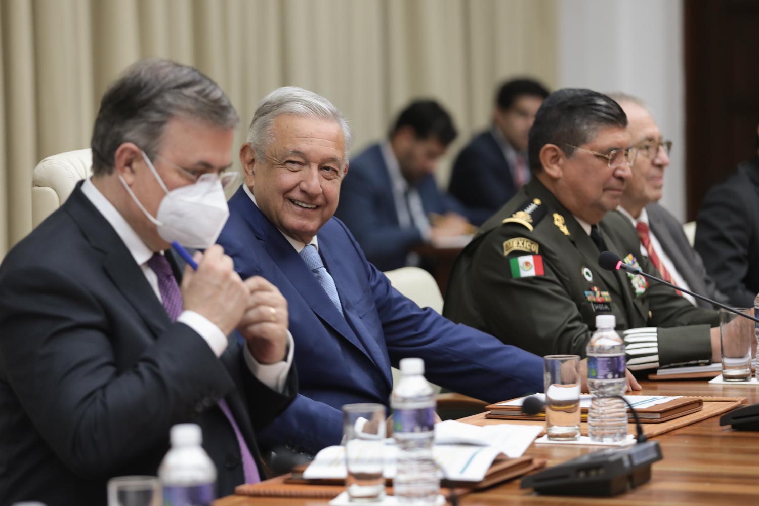 López Obrador se reúne con Raúl Castro en Cuba