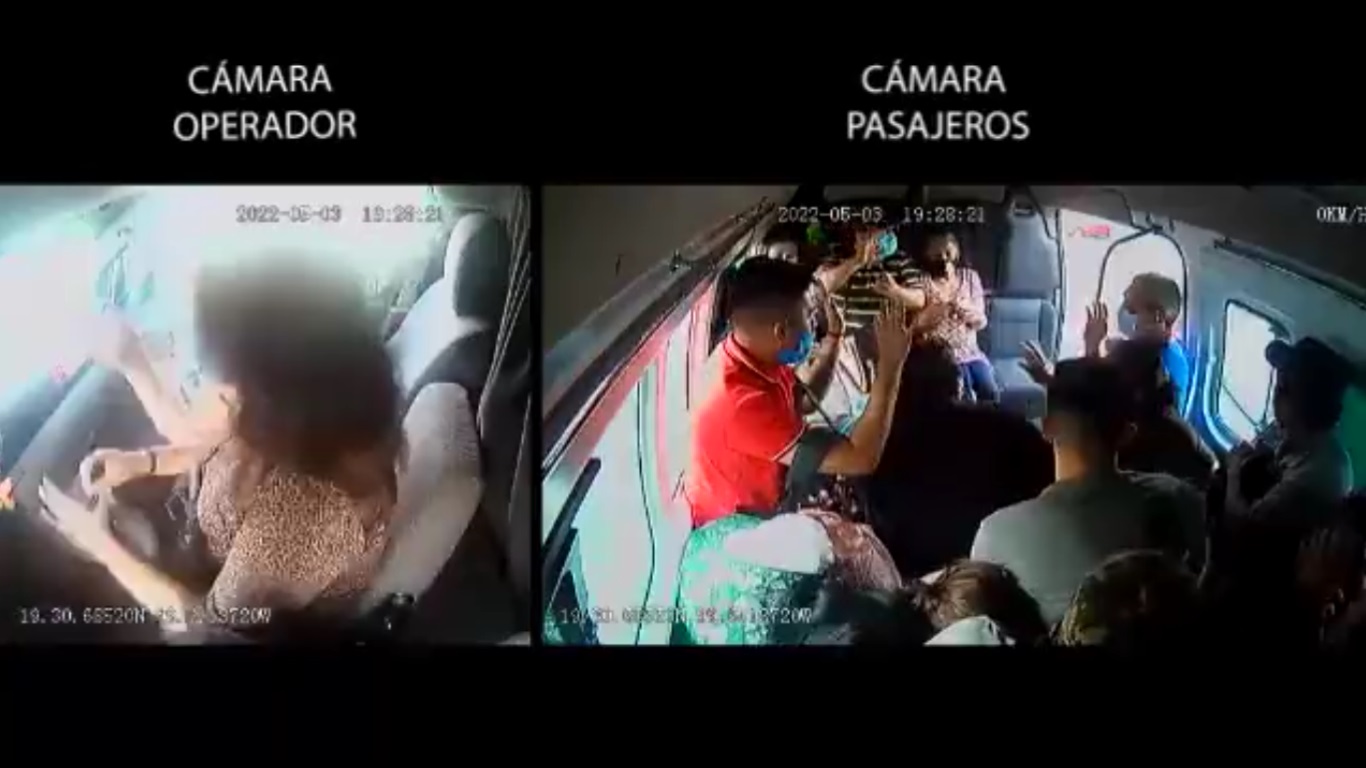 #Video Policías frustran asalto en transporte público sobre la México-Pachuca
