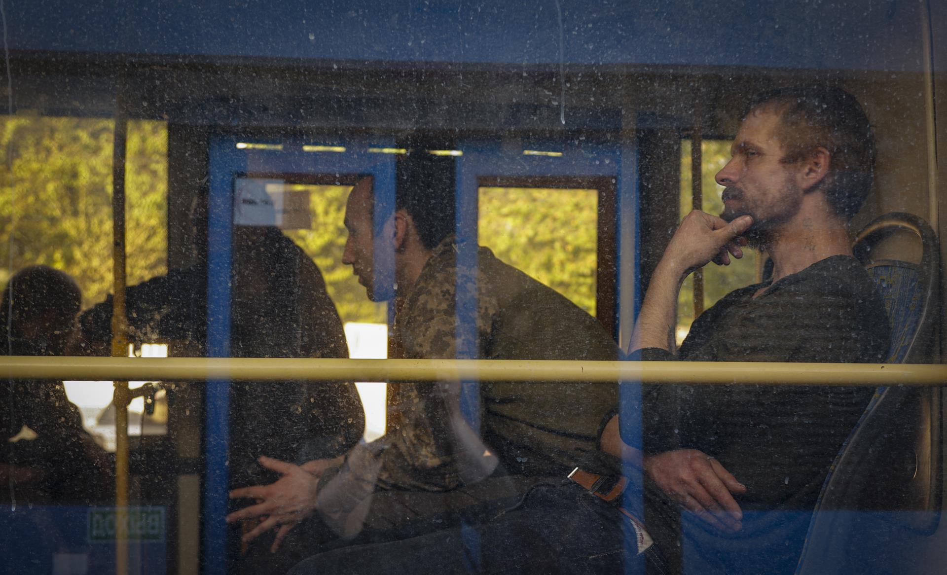 Rusia cifra en mil 908 los militares ucranianos que se rindieron en Azovstal Rusia cifra en mil 908 los militares ucranianos que se rindieron en Azovstal