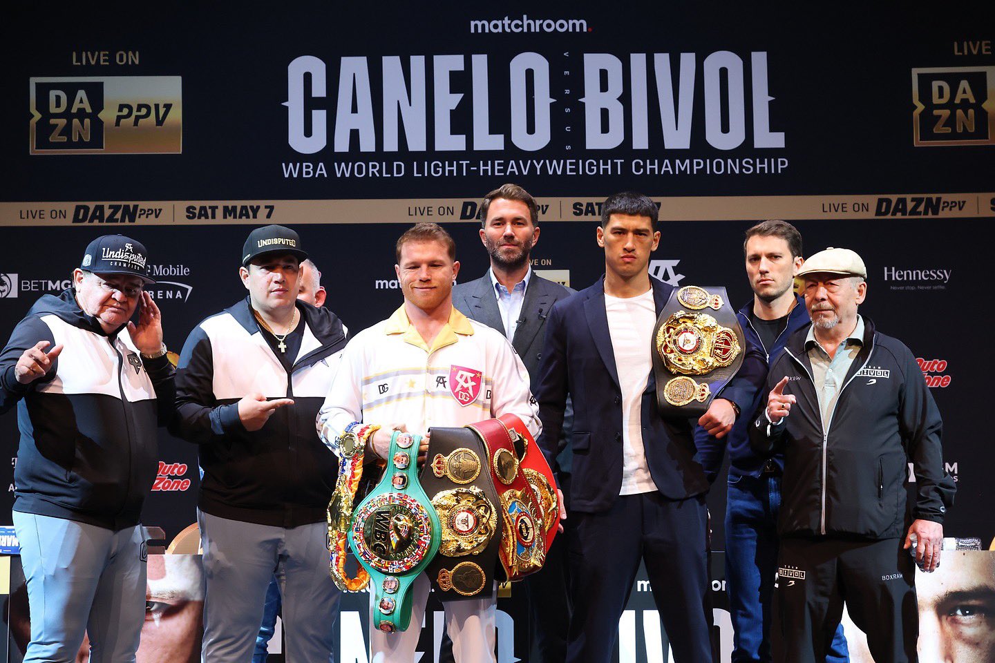 ‘Canelo’ Álvarez comienza ante Bivol una nueva etapa en su carrera