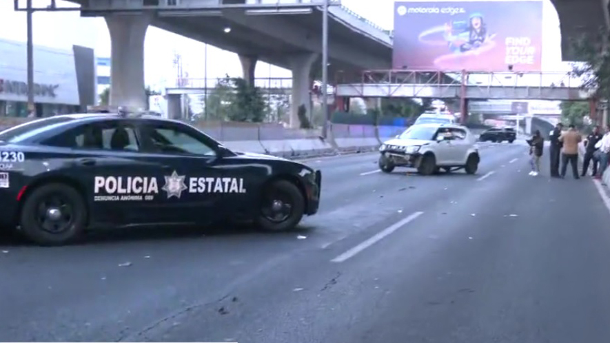 Joven murió en choque sobre Periférico Norte; hay dos lesionadas Joven murió en choque sobre Periférico Norte; hay dos lesionadas
