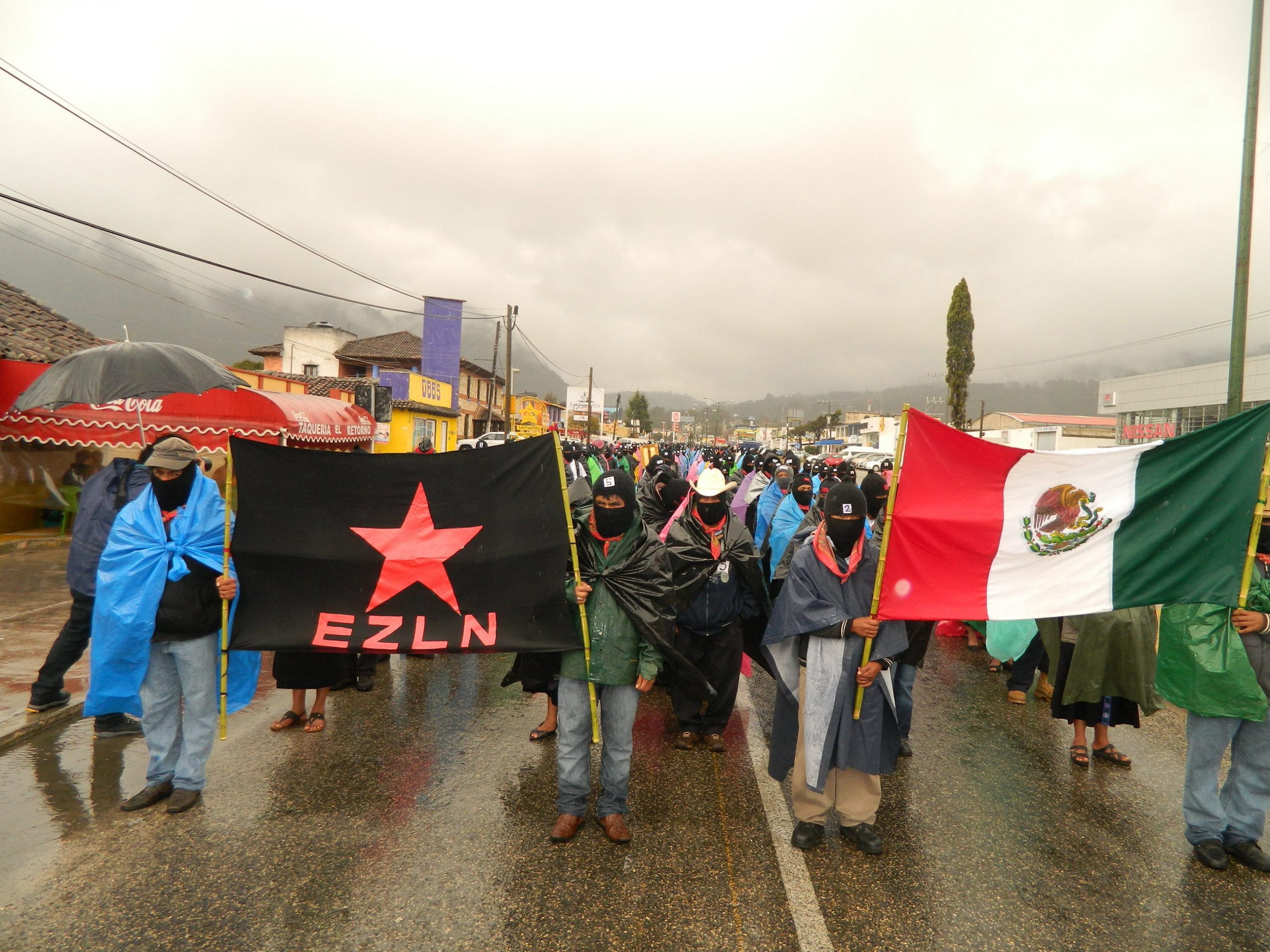 #Video Desplazados por levantamiento armado en Chiapas en 1994 exigen pago al EZLN