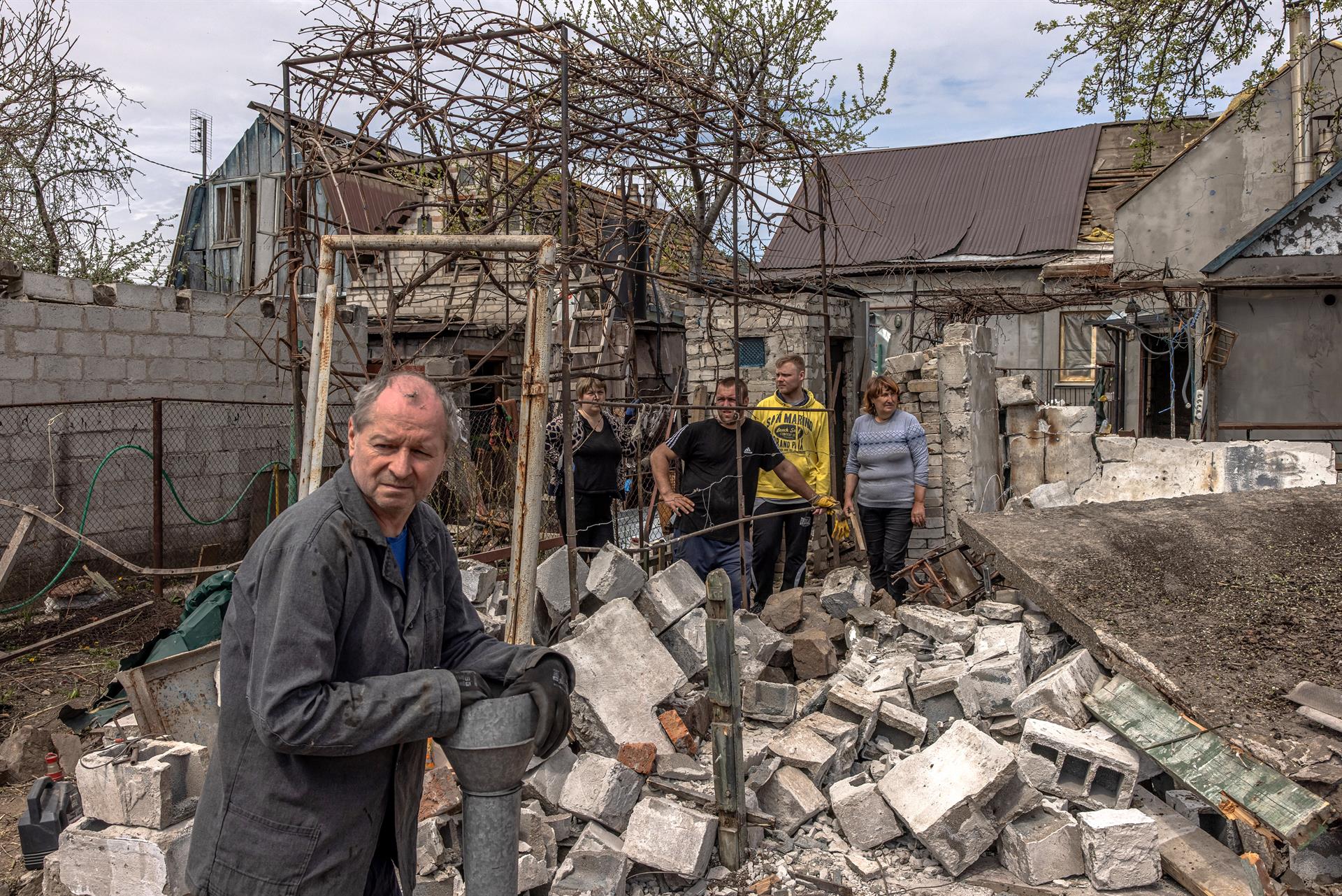 Zelenski lanza una plataforma global de recaudación de fondos para la reconstrucción de Ucrania Zelenski lanza una plataforma global de recaudación de fondos para la reconstrucción de Ucrania