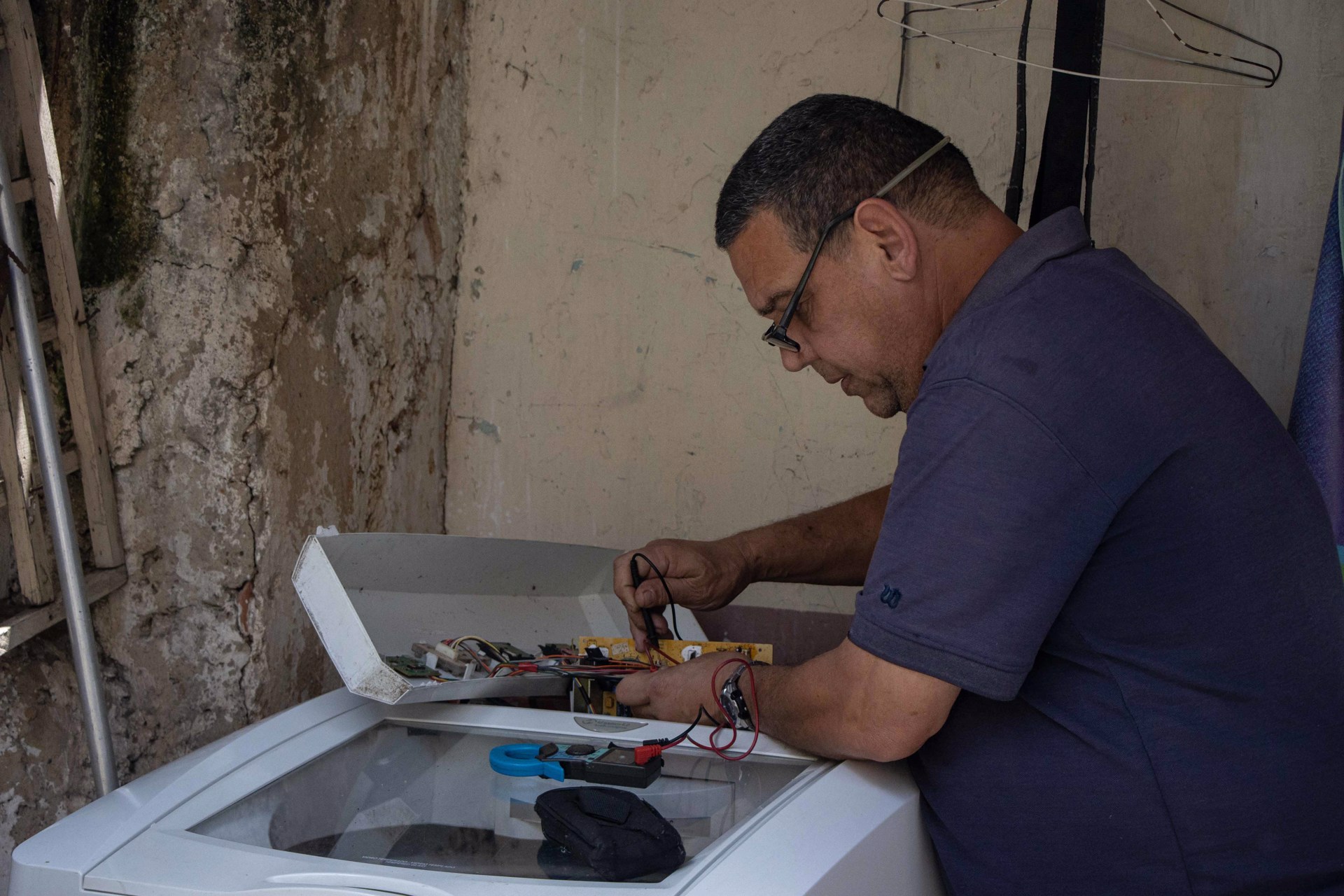 Las faenas informales se convierten en el sustento del trabajador público en Venezuela