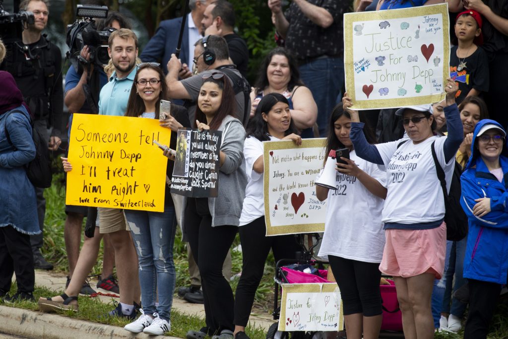 Inician las deliberaciones del jurado en el juicio entre Johnny Depp y Amber Heard - inician-las-deliberaciones-del-jurado-en-el-juicio-entre-johnny-depp-y-amber-heard-1024x683