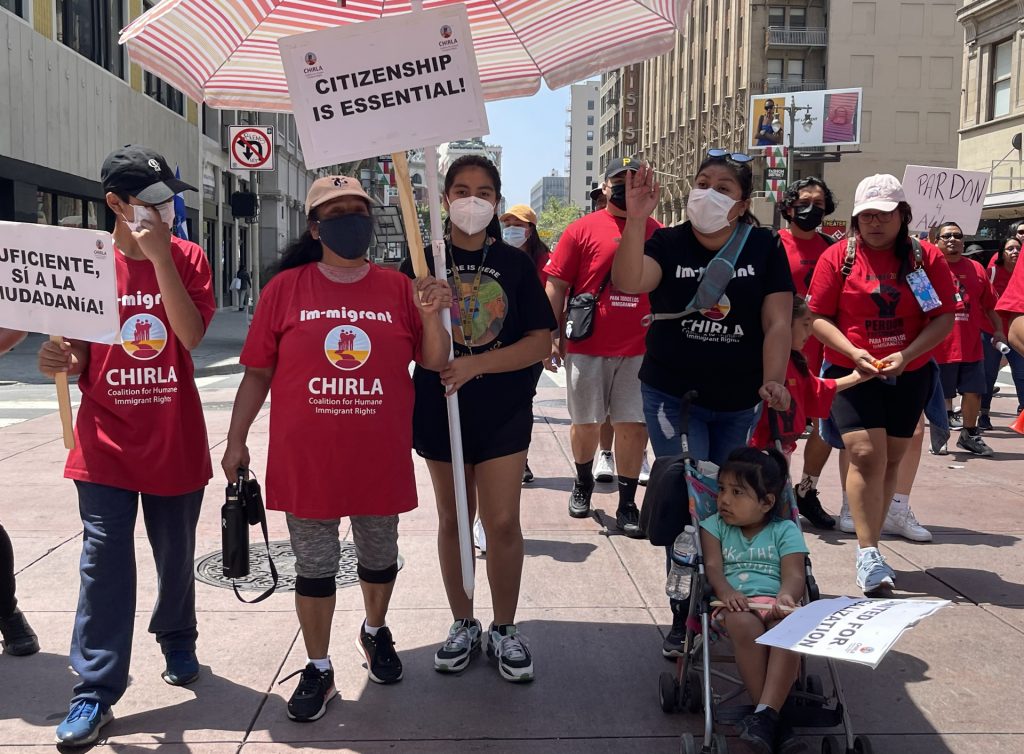 La causa migrante protagoniza las marchas del primero de mayo en EE.UU. - la-causa-migrante-protagoniza-las-marchas-del-primero-de-mayo-en-eeuu-2-1024x754