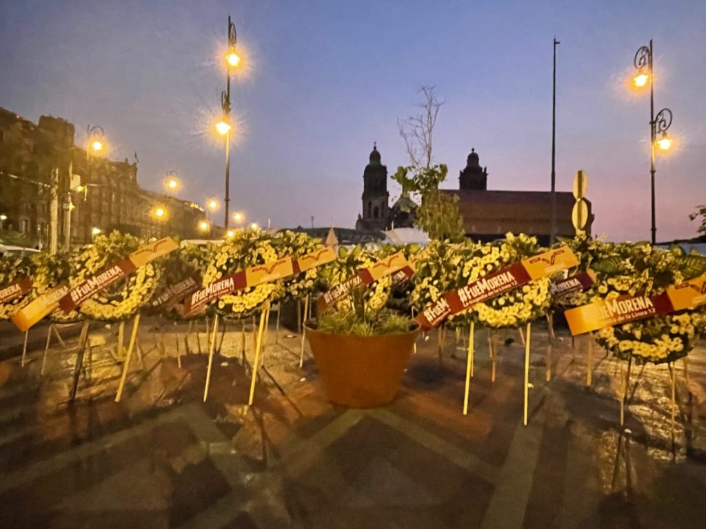 PAN coloca ofrendas en Palacio Nacional y pide justicia por colapso de la Línea 12 - linea-12-metro-colapso-pan-aniversario-2-1024x768