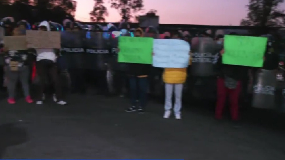 Amenazan con bloquear la México-Pachuca por detención de 3 menores de edad