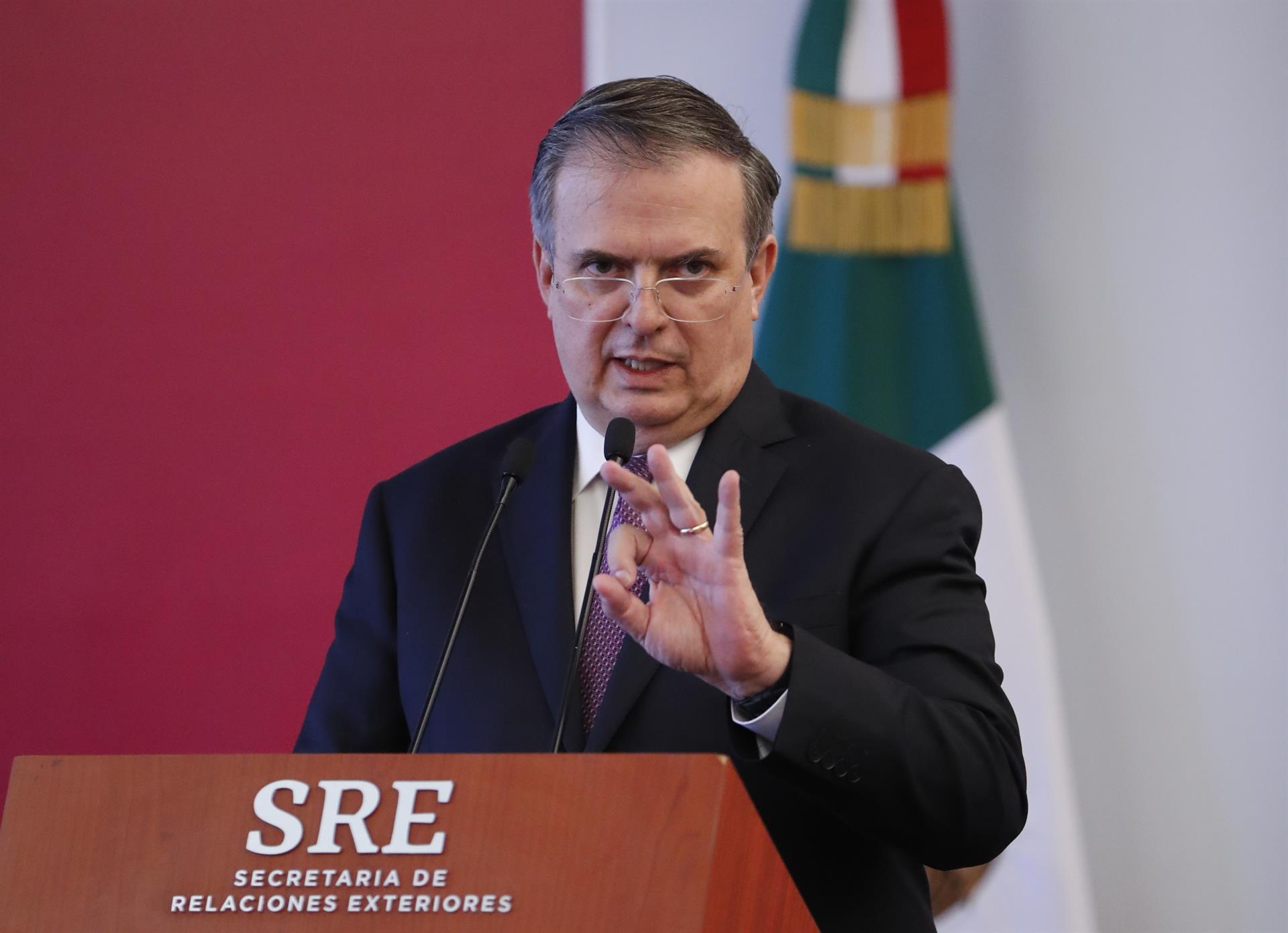 Ebrard defends AMLO’s position at Summit of the Americas
