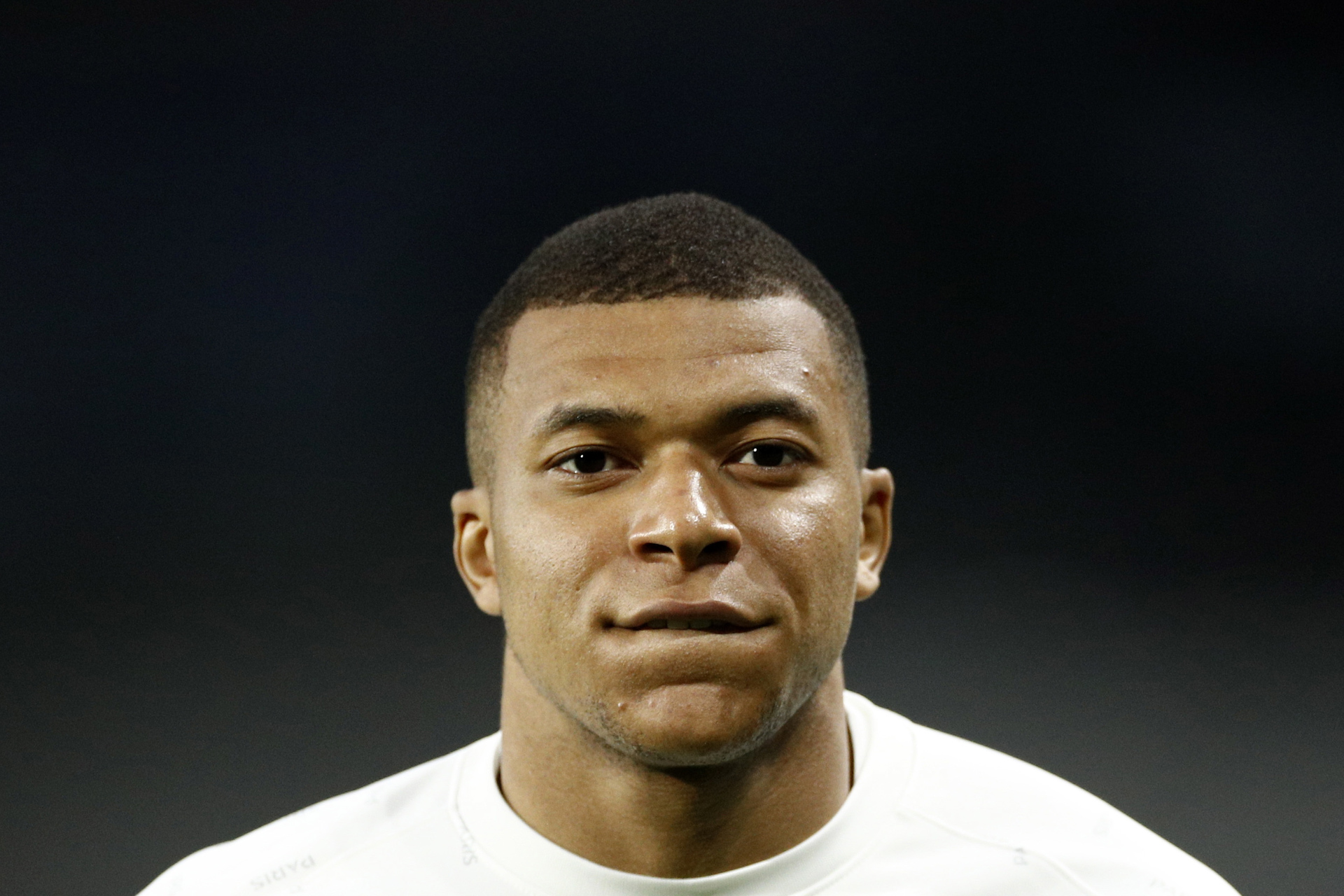 “Soy consciente de su decepción”, expresa Mbappé al Real Madrid tras renovación con el PSG