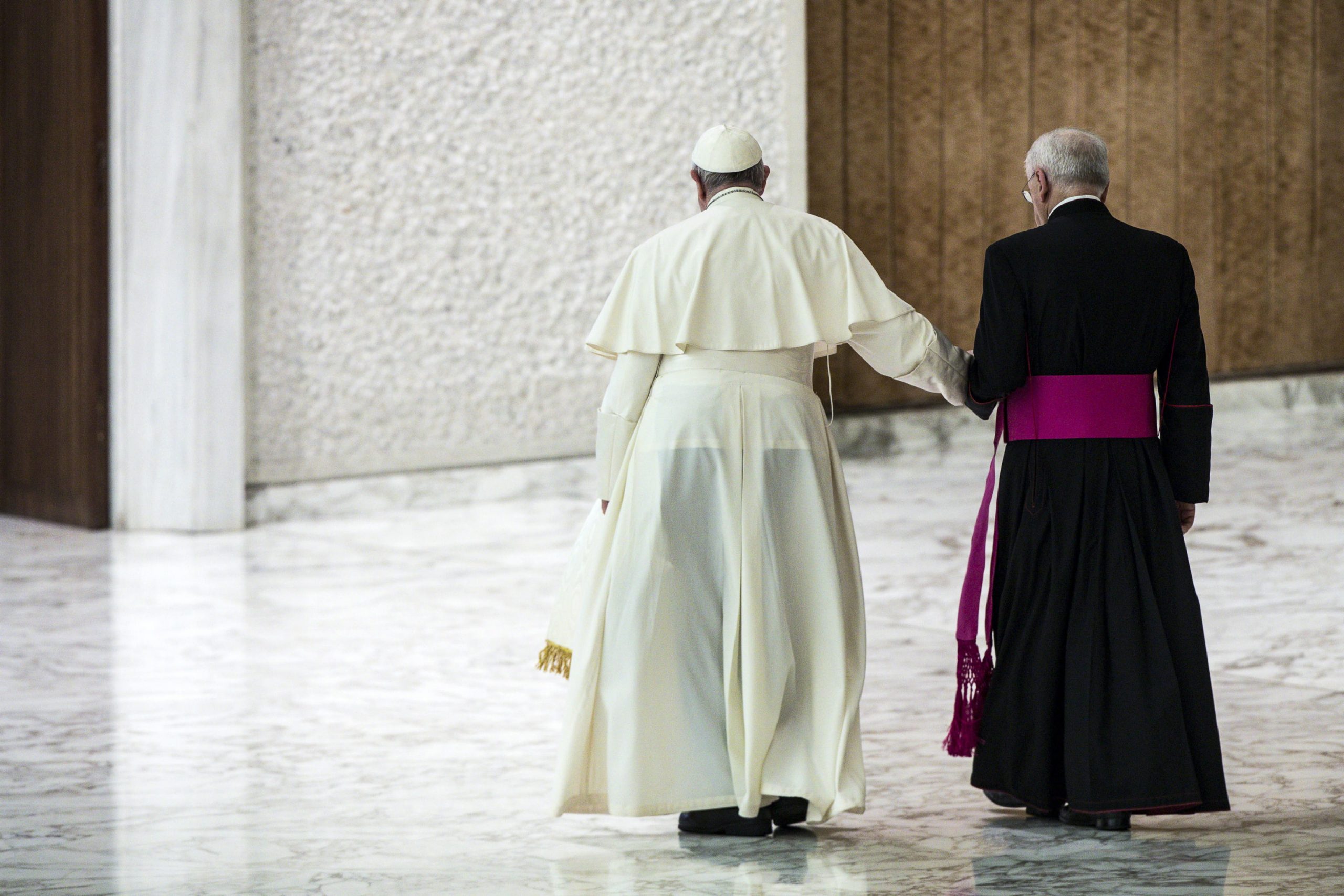 Papa Francisco recibirá infiltraciones por dolor de rodilla