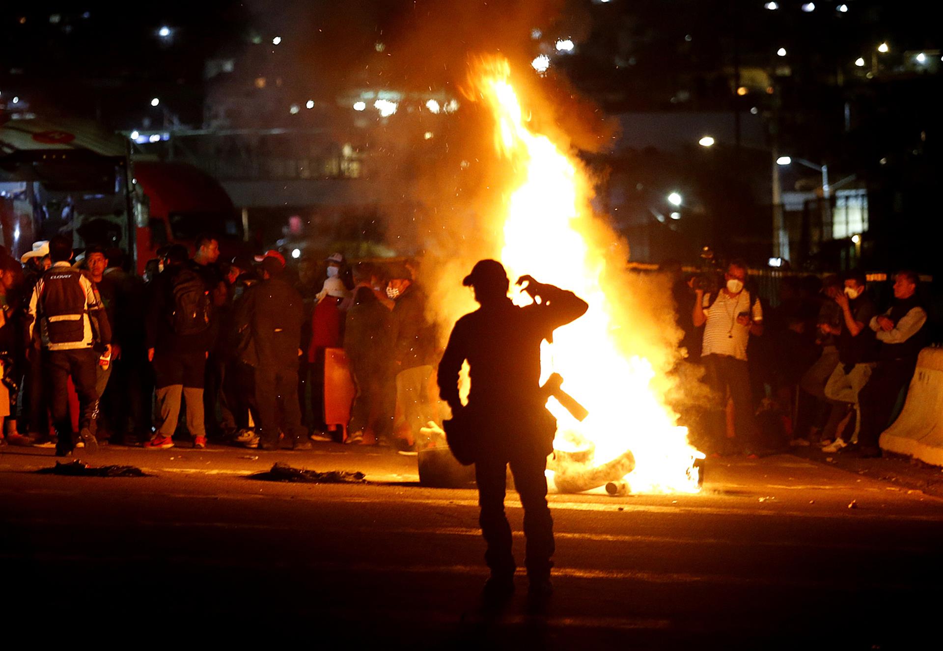 Cinco policías capitalinos heridos tras enfrentamiento en Topilejo
