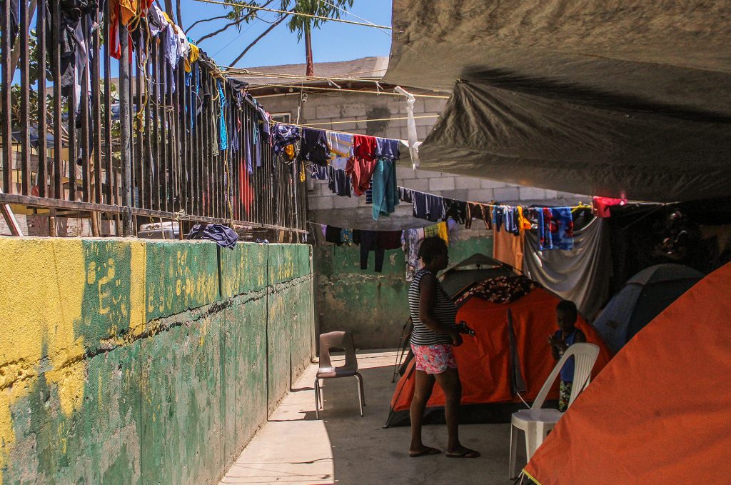 Cancelación de 'Quédate en México' crea incertidumbre en migrantes de Tijuana - cancelacion-de-quedate-en-mexico-crea-incertidumbre-en-migrantes-de-tijuana-2-1024x679