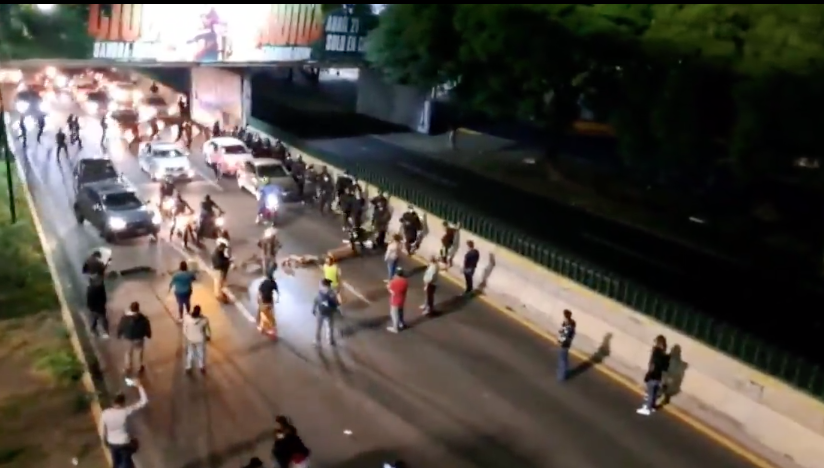 #Video Detienen a Tomás ‘N’, alias ‘El Diablo’ y bloquean inmediaciones de Barrientos