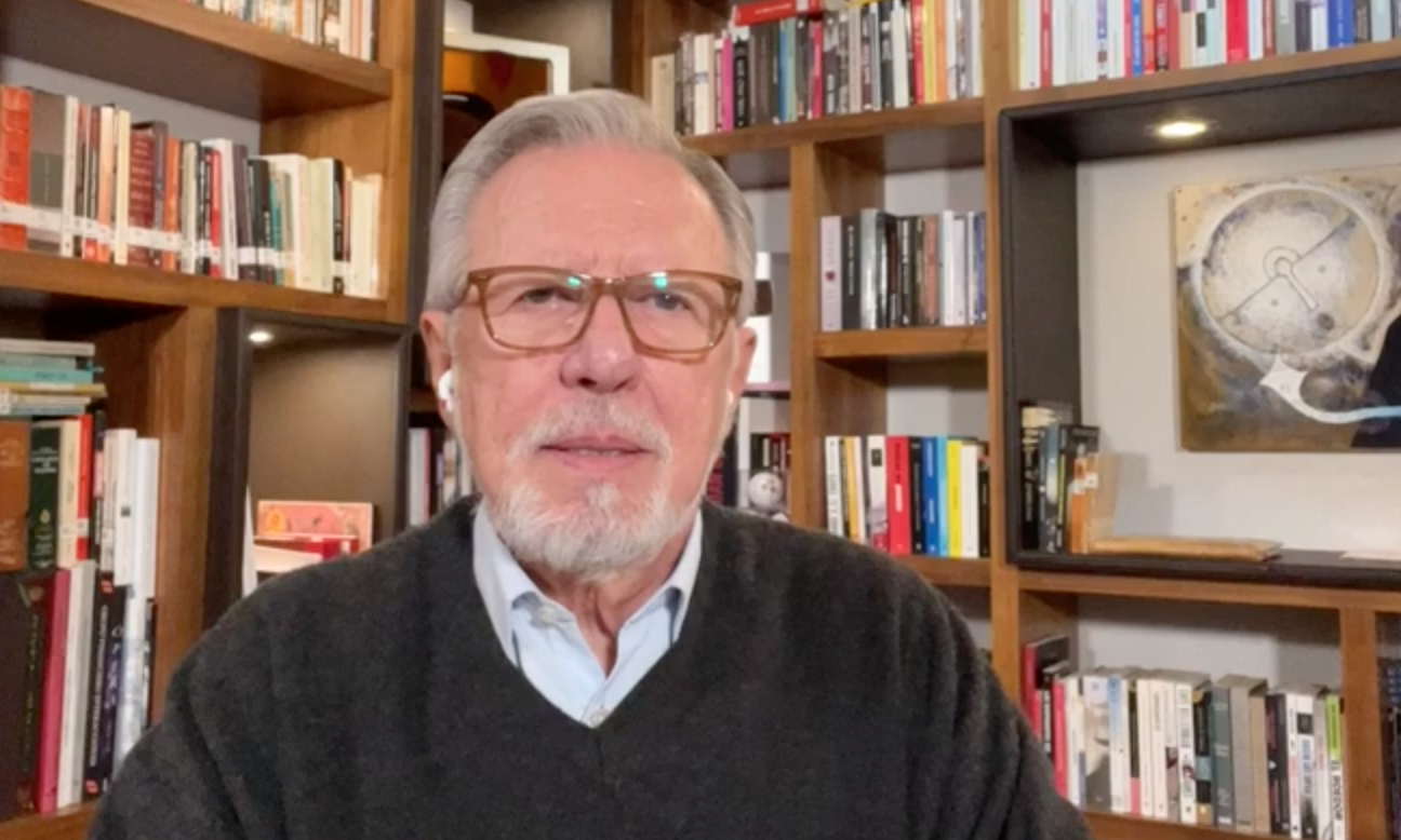 Se aferra al cadáver