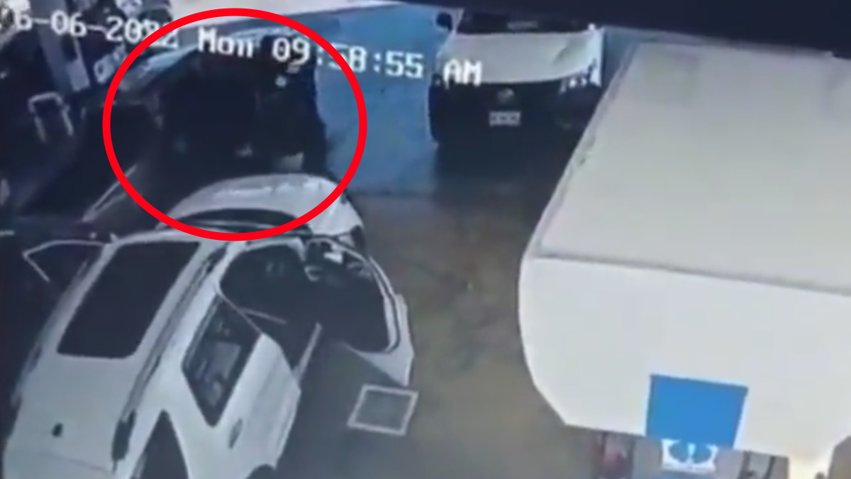 #Video Secuestran en gasolinera de Ciudad Obregón a dos mujeres #Video Secuestran en gasolinera de Ciudad Obregón a dos mujeres