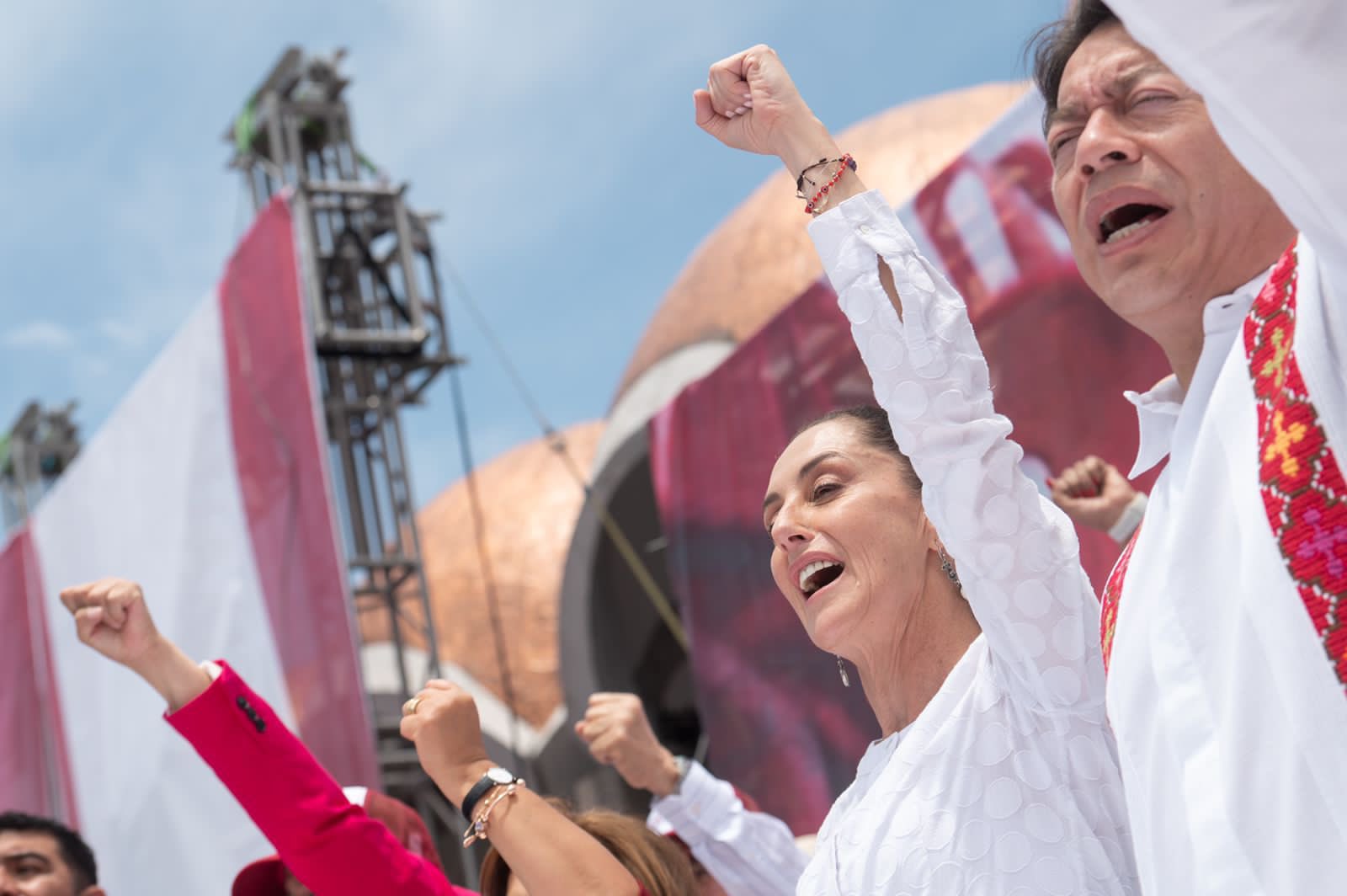 “Claro que hay jefa de Gobierno”: Sheinbaum ante críticas por viajes a mitines políticos “Claro que hay jefa de Gobierno”: Sheinbaum ante críticas por viajes a mitines políticos