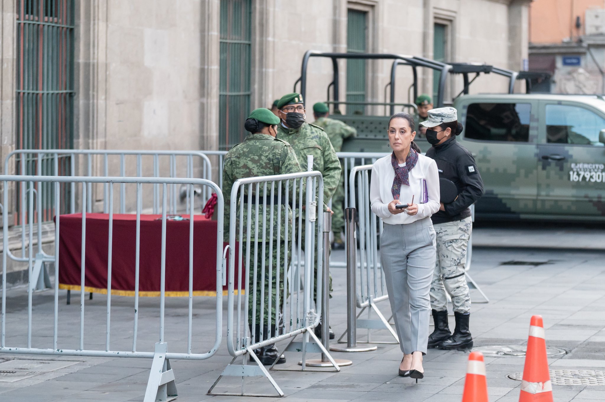 Claudia Sheinbaum da positivo a COVID-19; se encuentra bien, trabajando a distancia Claudia Sheinbaum da positivo a COVID-19; se encuentra bien, trabajando a distancia