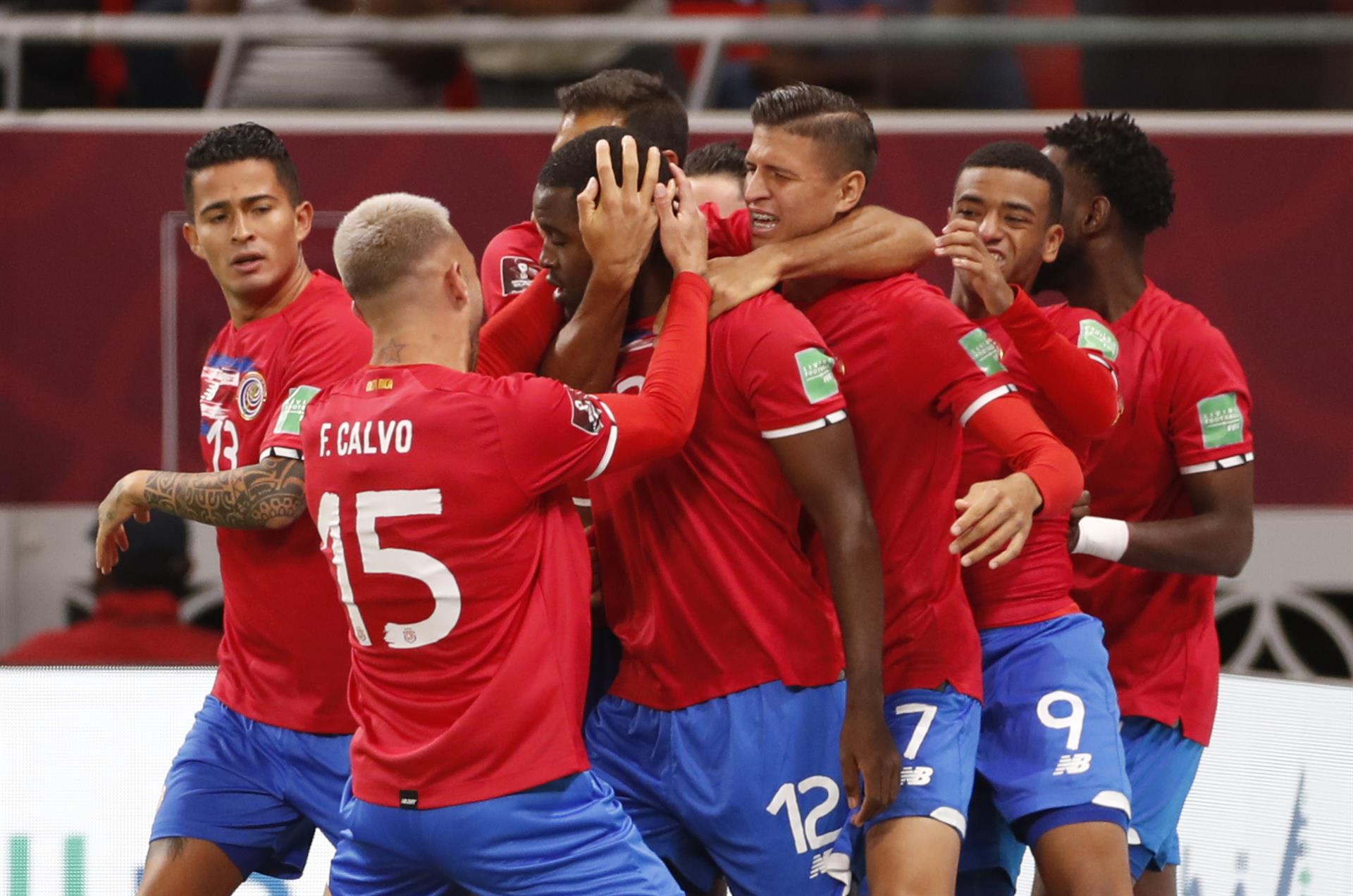 Costa Rica se impone a Nueva Zelanda y clasifica al Mundial de Qatar