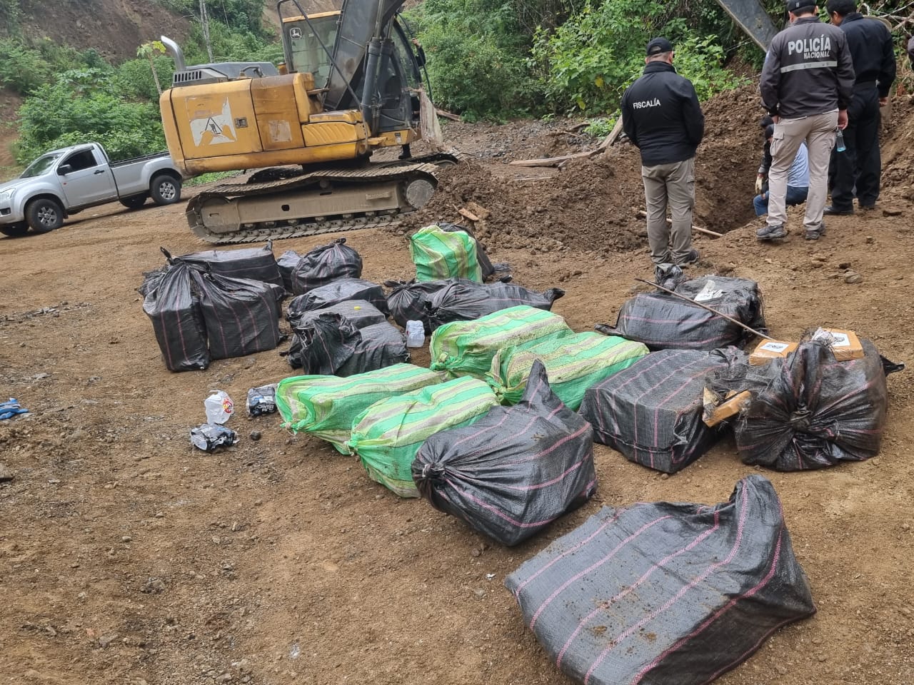 Decomisan en Ecuador dos toneladas de cocaína vinculadas a cárteles de México Decomisan en Ecuador dos toneladas de cocaína vinculadas a cárteles de México