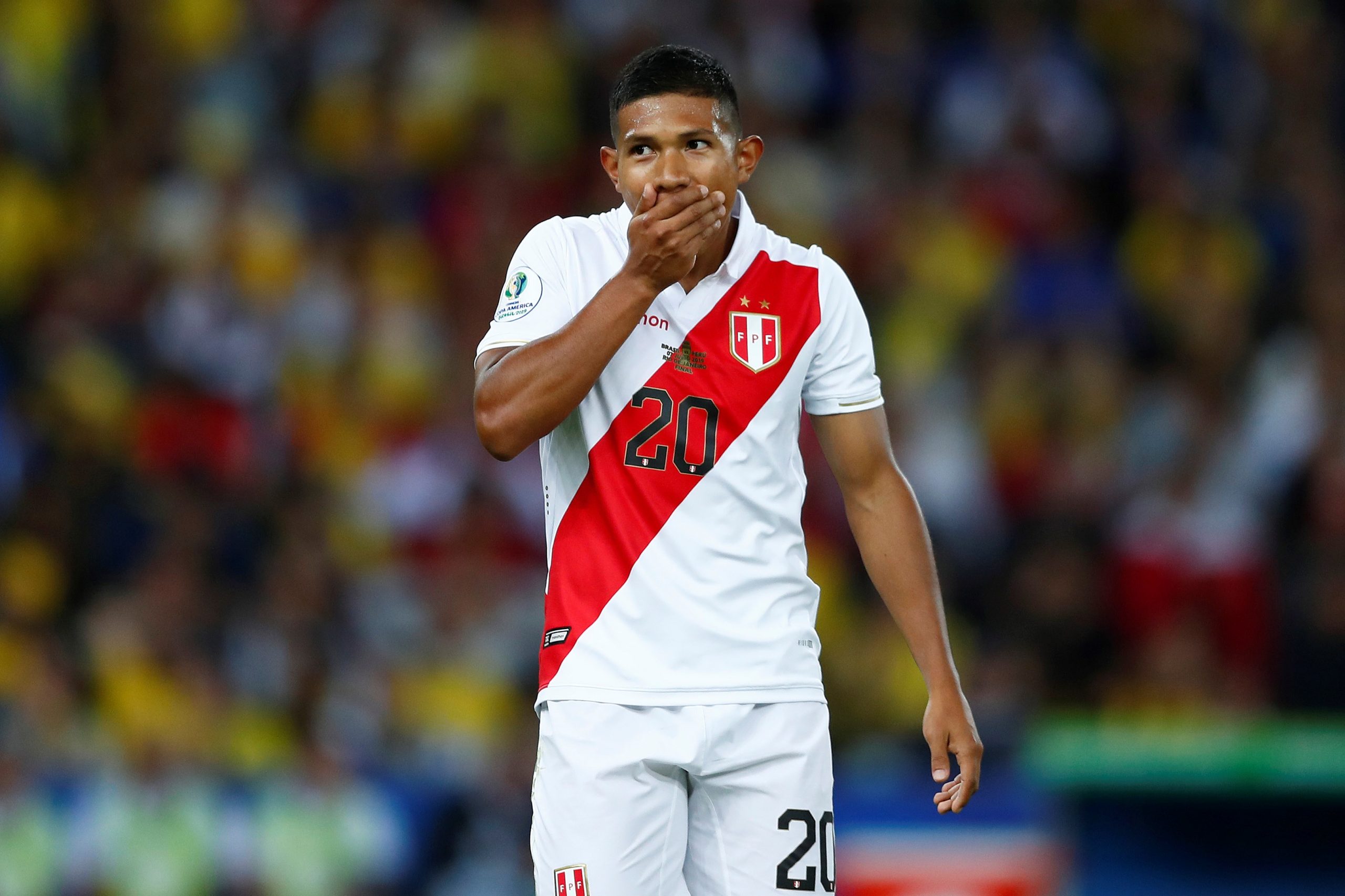 Edison Flores firma con el bicampeón Atlas