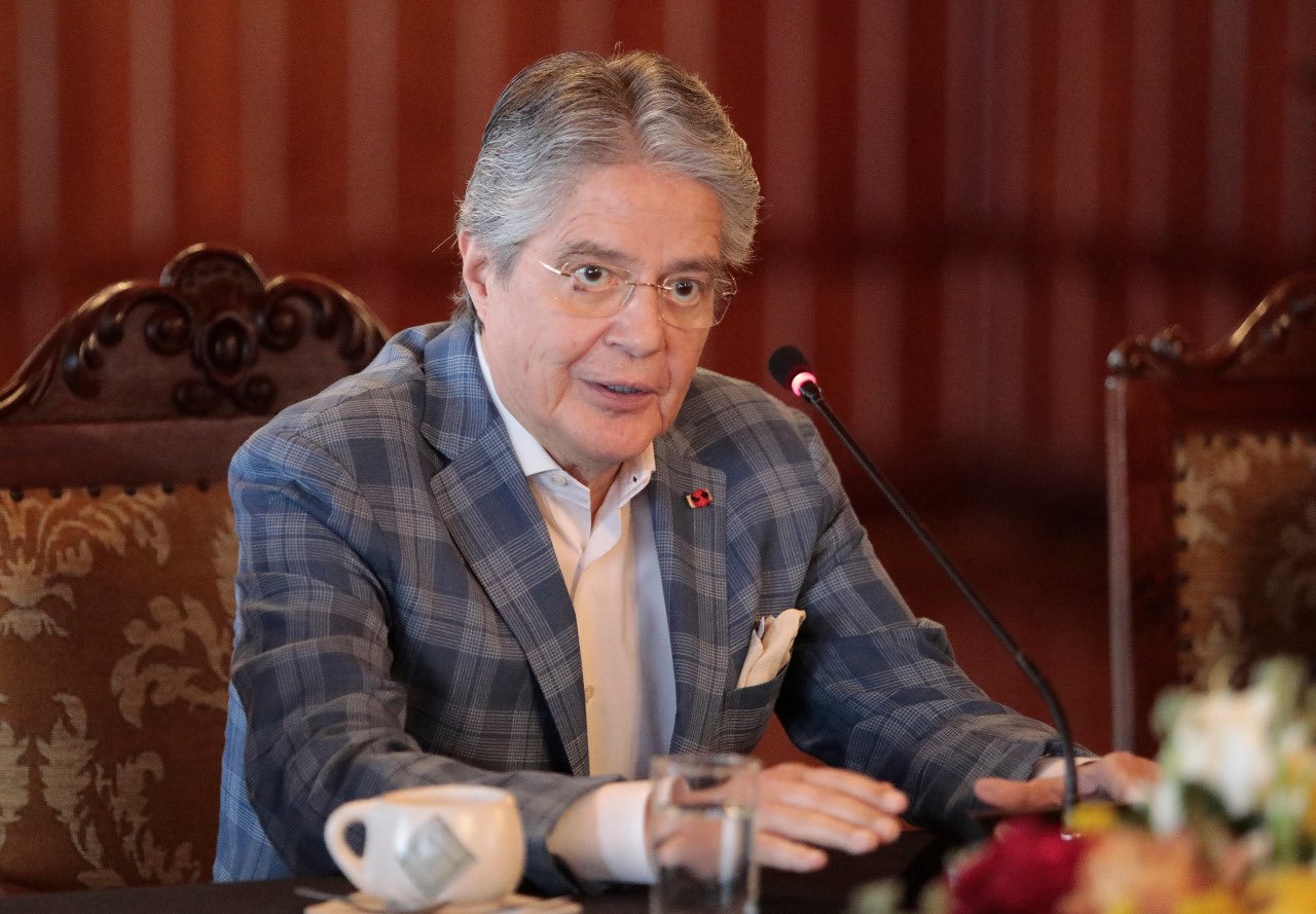 Guillermo Laso, President of Ecuador, evades impeachment from the National Assembly