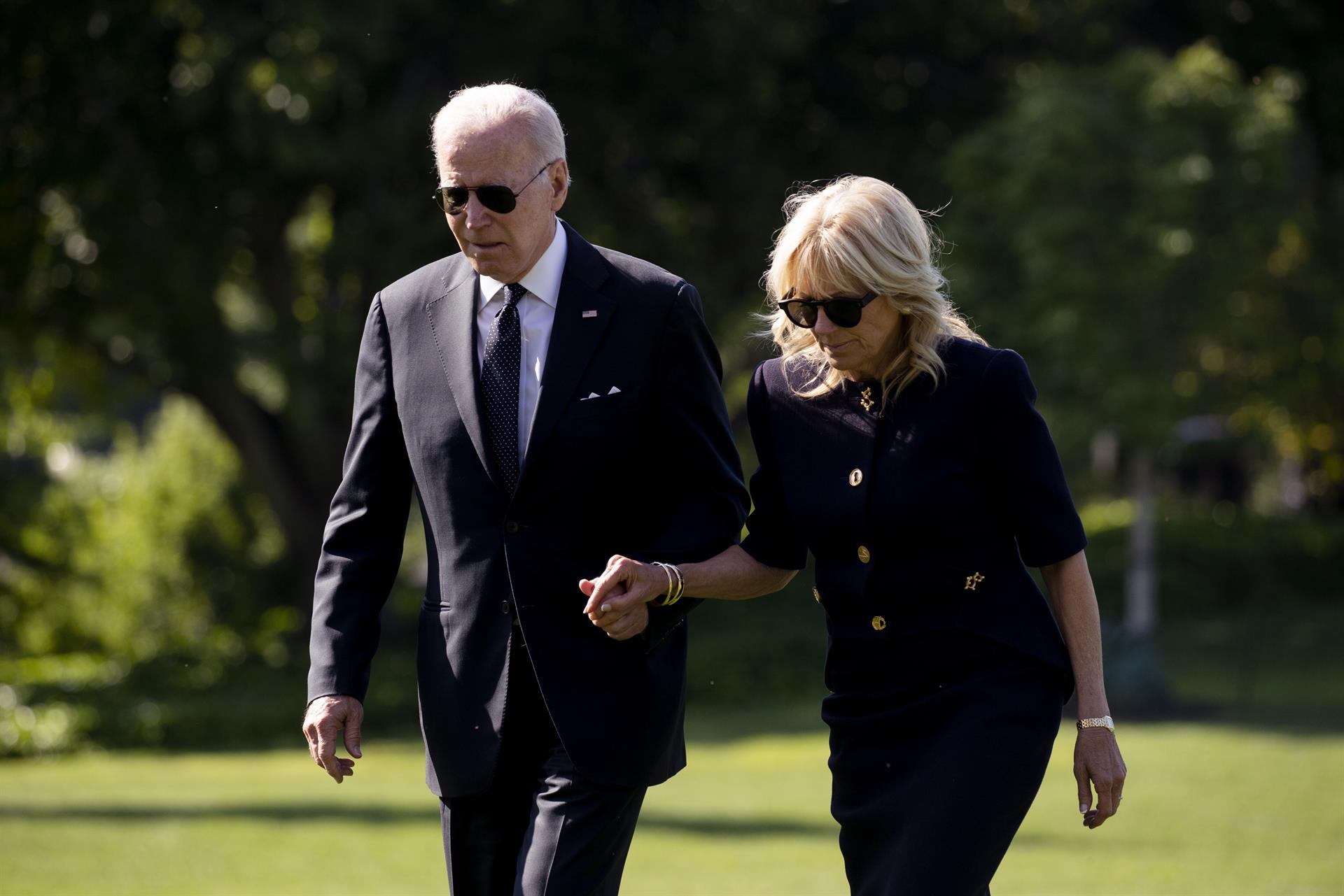 Evacúan brevemente a Joe Biden y su esposa Jill de casa de playa en Delaware