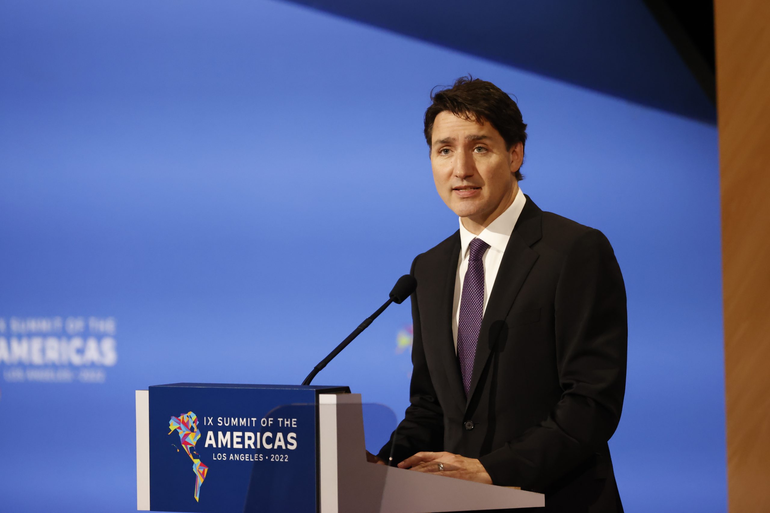 Trudeau da positivo a COVID-19 tras asistir a Cumbre de las Américas Trudeau da positivo a COVID-19 tras asistir a Cumbre de las Américas