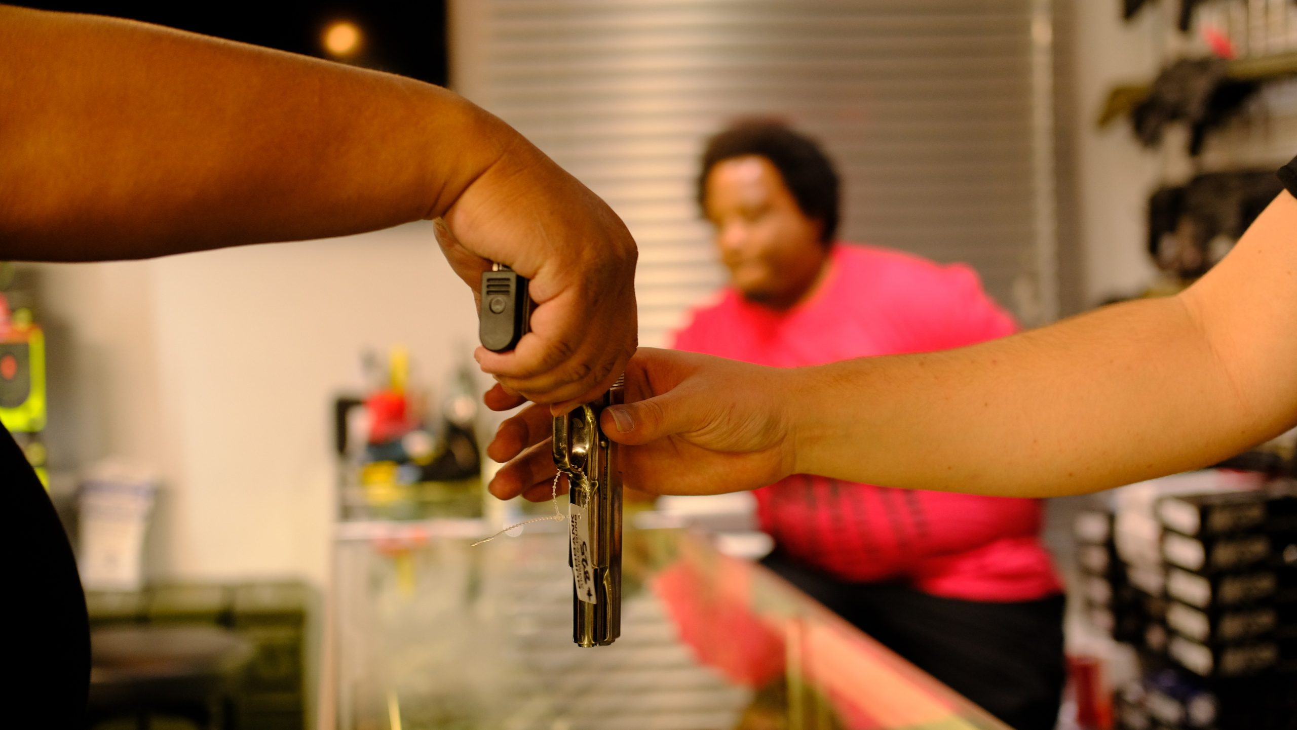 Demócratas se comprometen a votar cuanto antes nueva ley de armas Demócratas se comprometen a votar cuanto antes nueva ley de armas