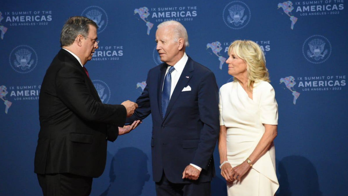 Ebrard talks with Biden at Summit of the Americas about upcoming meeting with AMLO