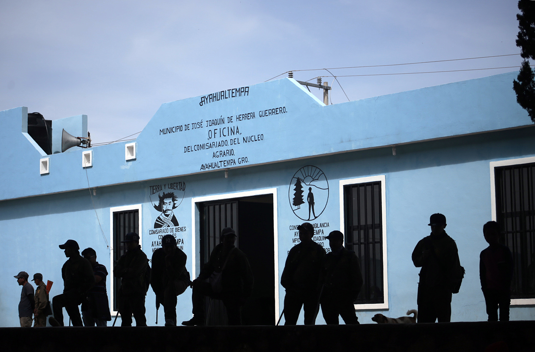 Menores en Guerrero se alistan para ser parte de la policía comunitaria Menores en Guerrero se alistan para ser parte de la policía comunitaria