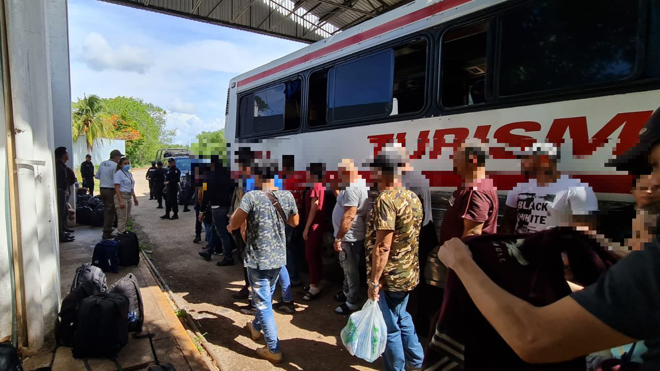 HRW denuncia abusos a migrantes en México por “presión” de políticas de EE.UU.