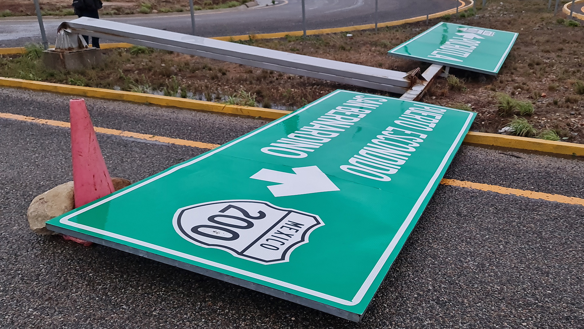 Oaxaca, de luto tras paso del huracán Agatha: Alejandro Murat