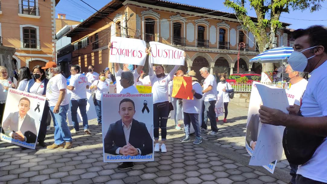 Protestan en Huauchinango, Puebla, por linchamiento de Daniel Picazo