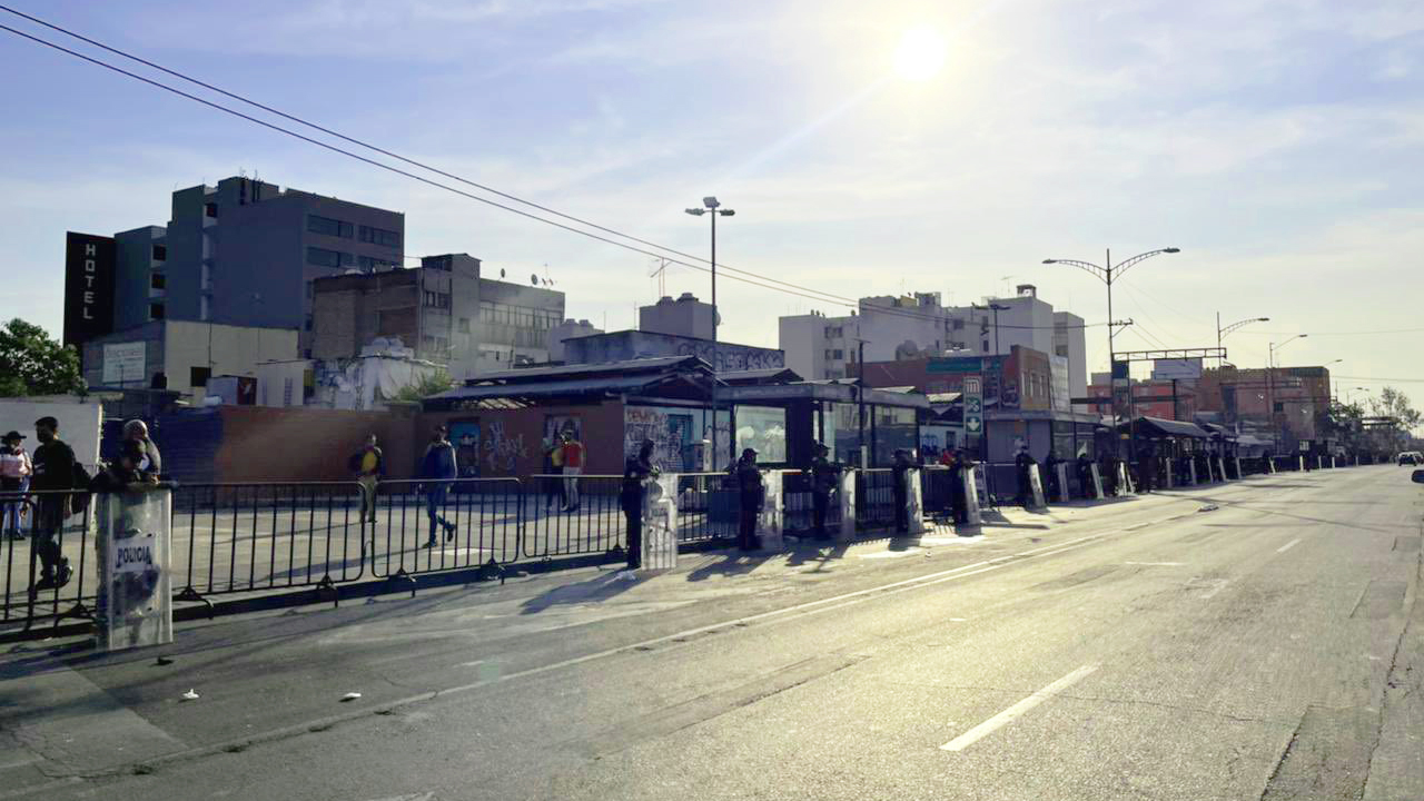 Retiran en Tepito puestos semifijos que obstruían circulación