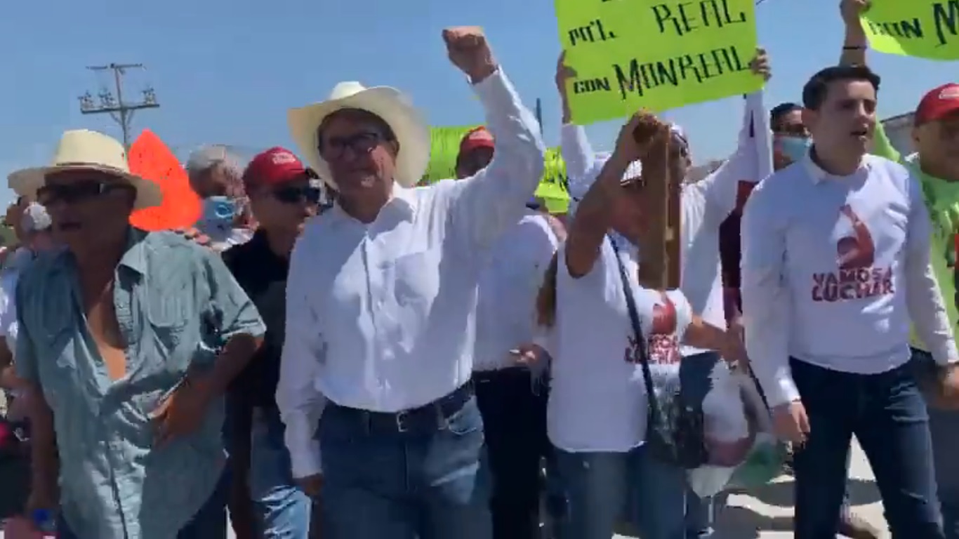 #Video Reciben a Ricardo Monreal en Coahuila al grito de “presidente”