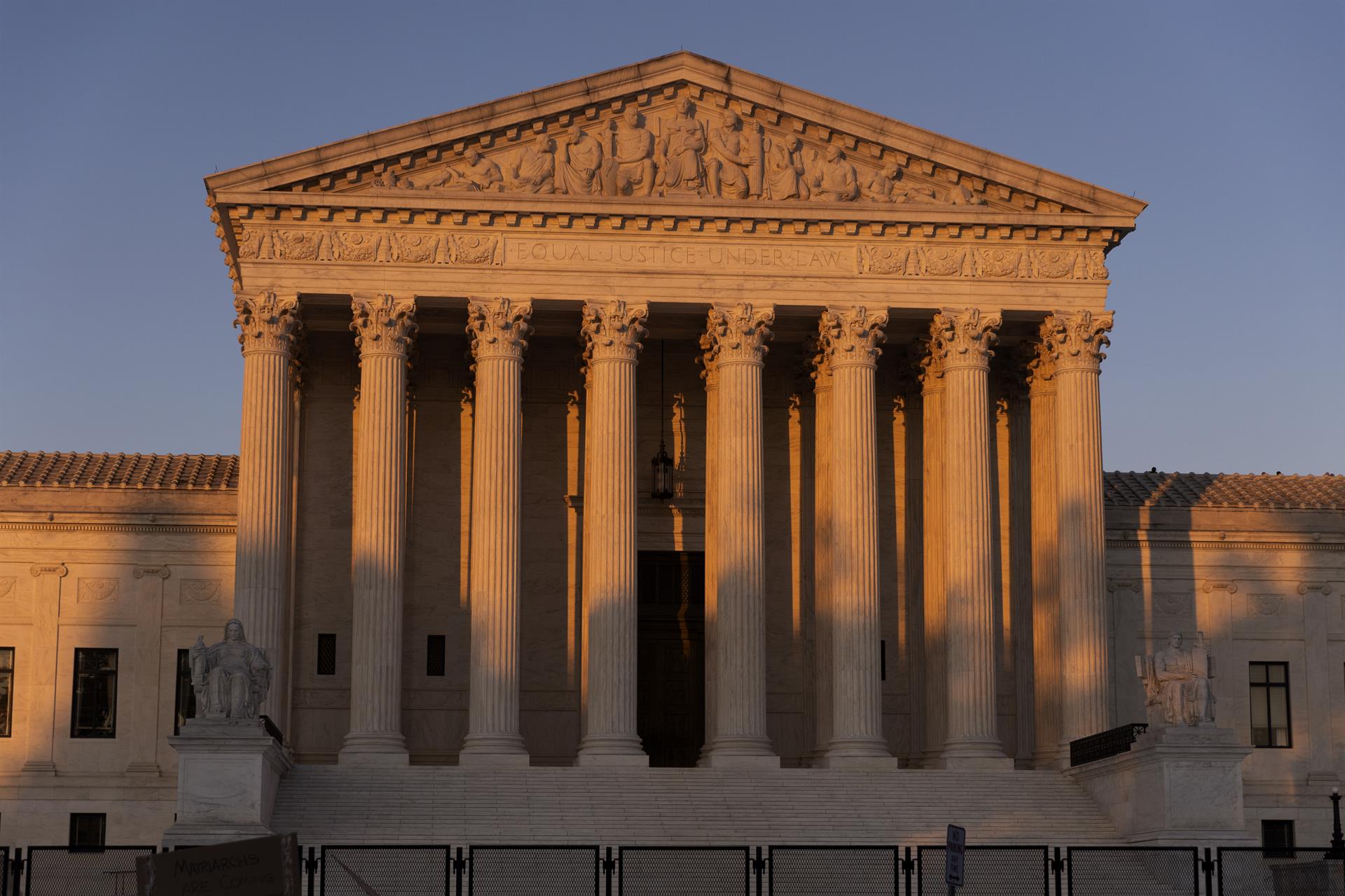 Biden respeta al Tribunal Supremo y lo ve legítimo, pese a fallo sobre el aborto Biden respeta al Tribunal Supremo y lo ve legítimo, pese a fallo sobre el aborto