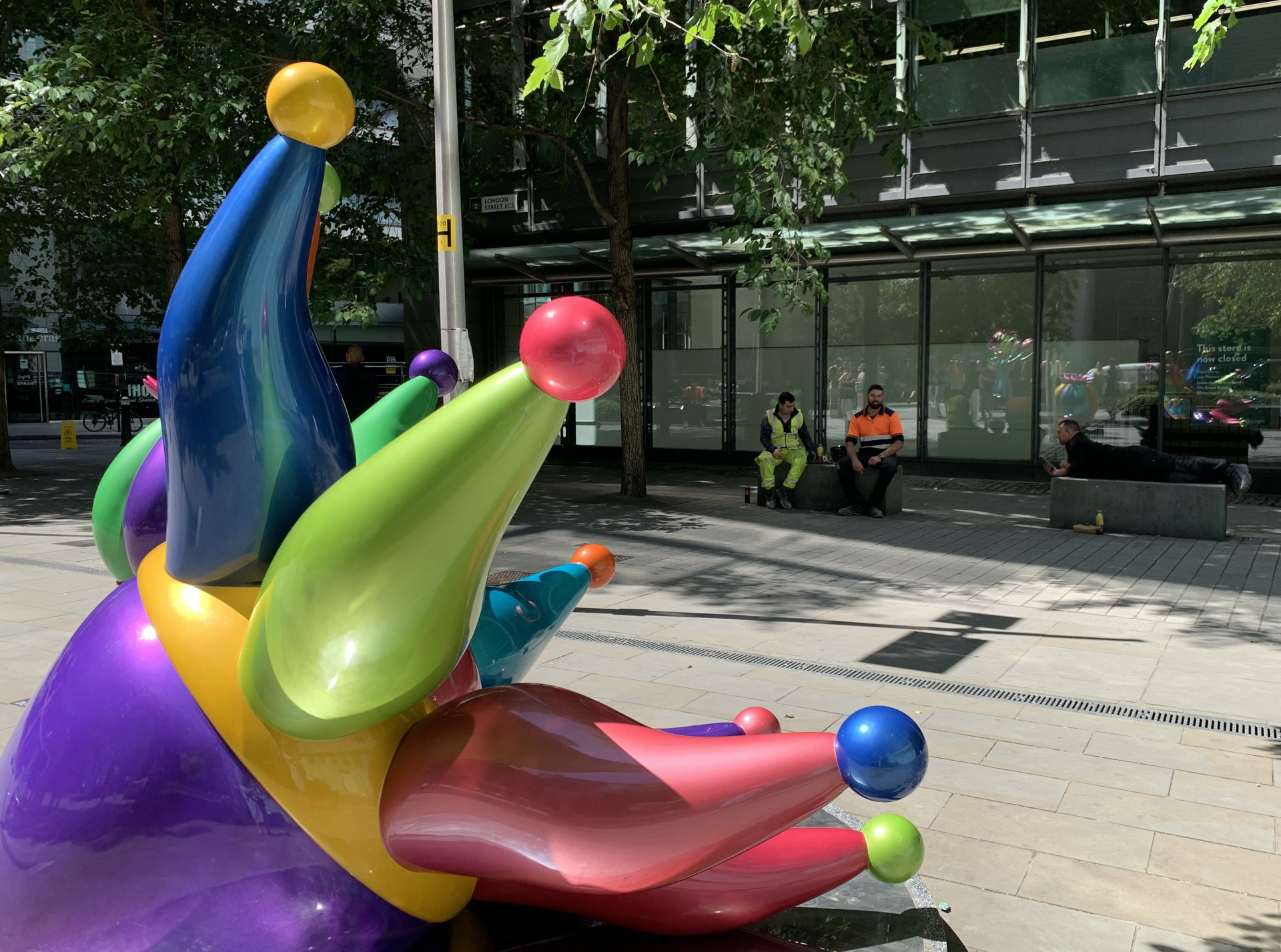 Unas audaces esculturas urbanas convierten la City en un centro cultural