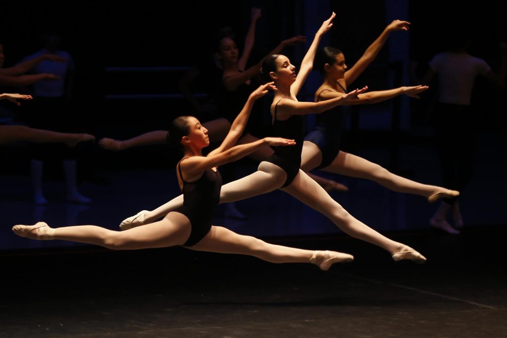 #Video Isaac Hernández impulsa nuevos talentos de la danza - 3d34af63e86a5d17cebb36b8687ead4bfc4757d6w-1024x683