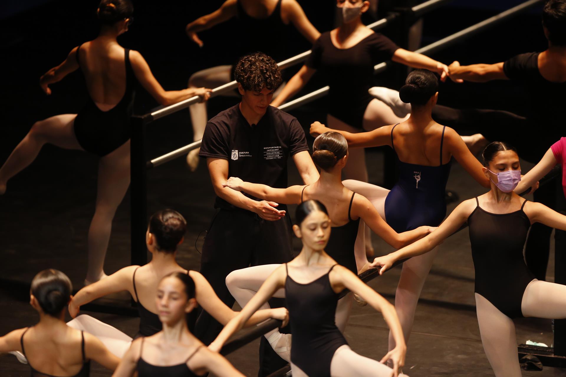 #Video Isaac Hernández impulsa nuevos talentos de la danza #Video Isaac Hernández impulsa nuevos talentos de la danza