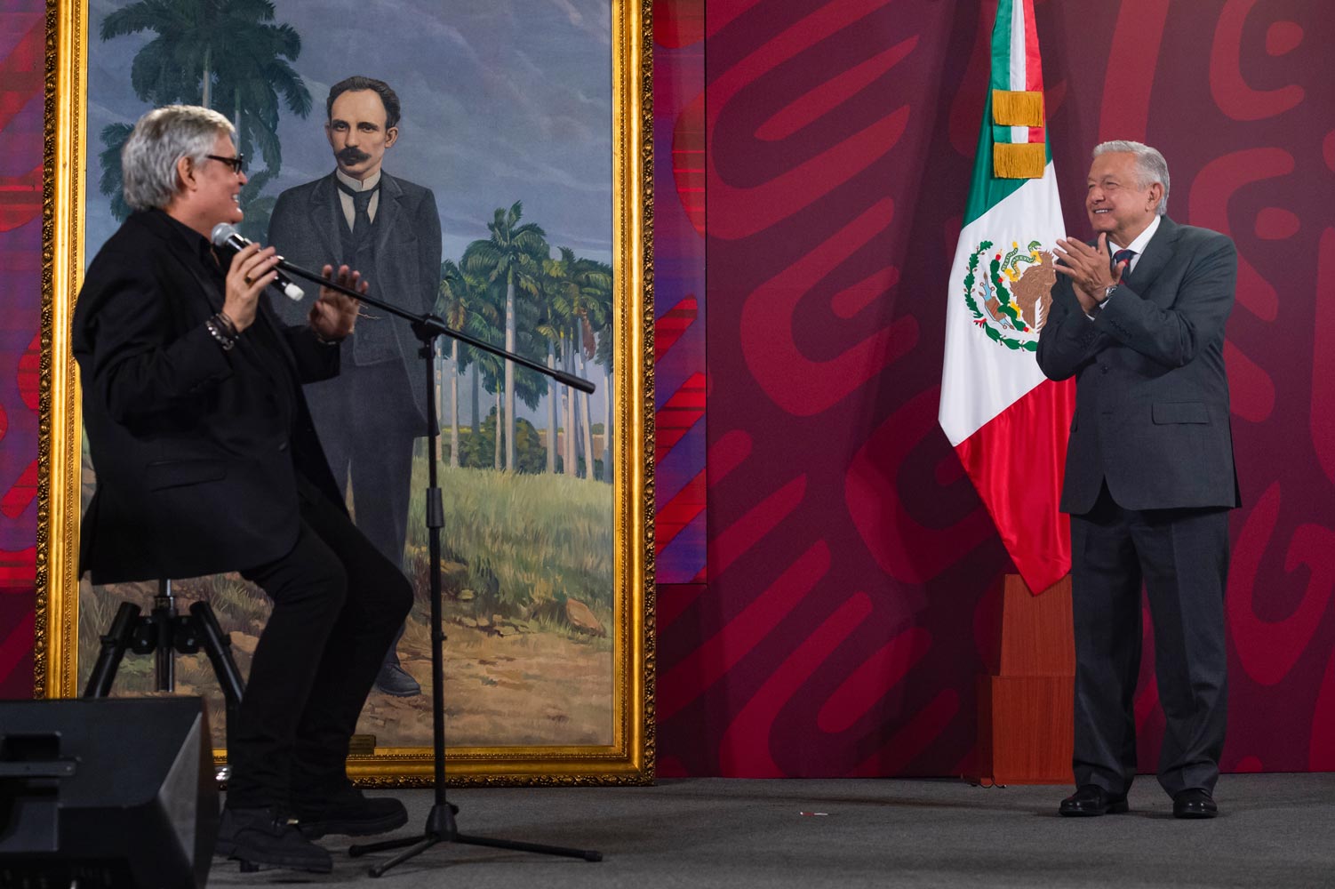 “Qué orgullo escuchar a Amaury Pérez con el querido AMLO”: Díaz-Canel “Qué orgullo escuchar a Amaury Pérez con el querido AMLO”: Díaz-Canel