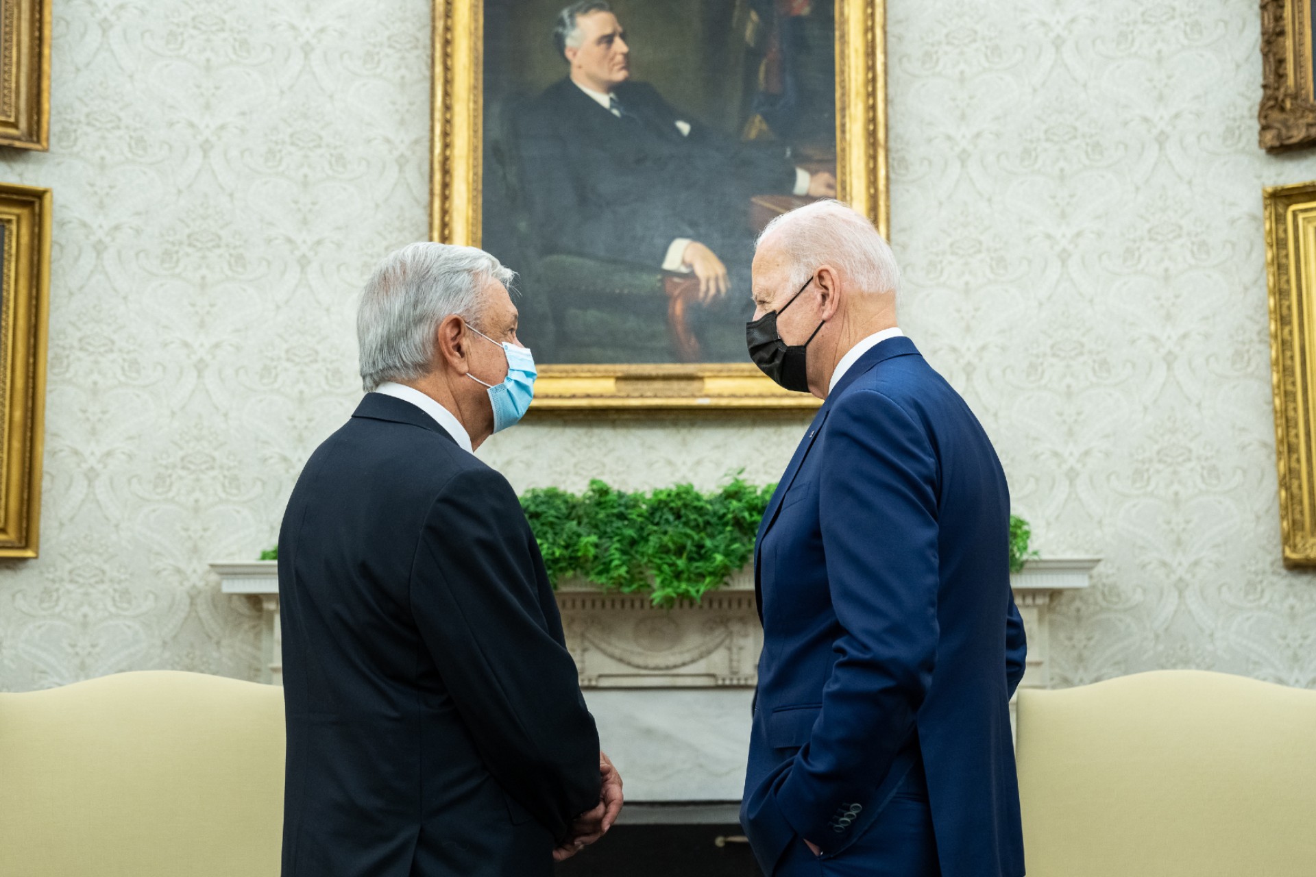 Biden y López Obrador abordarán programa de visas temporales para migrantes