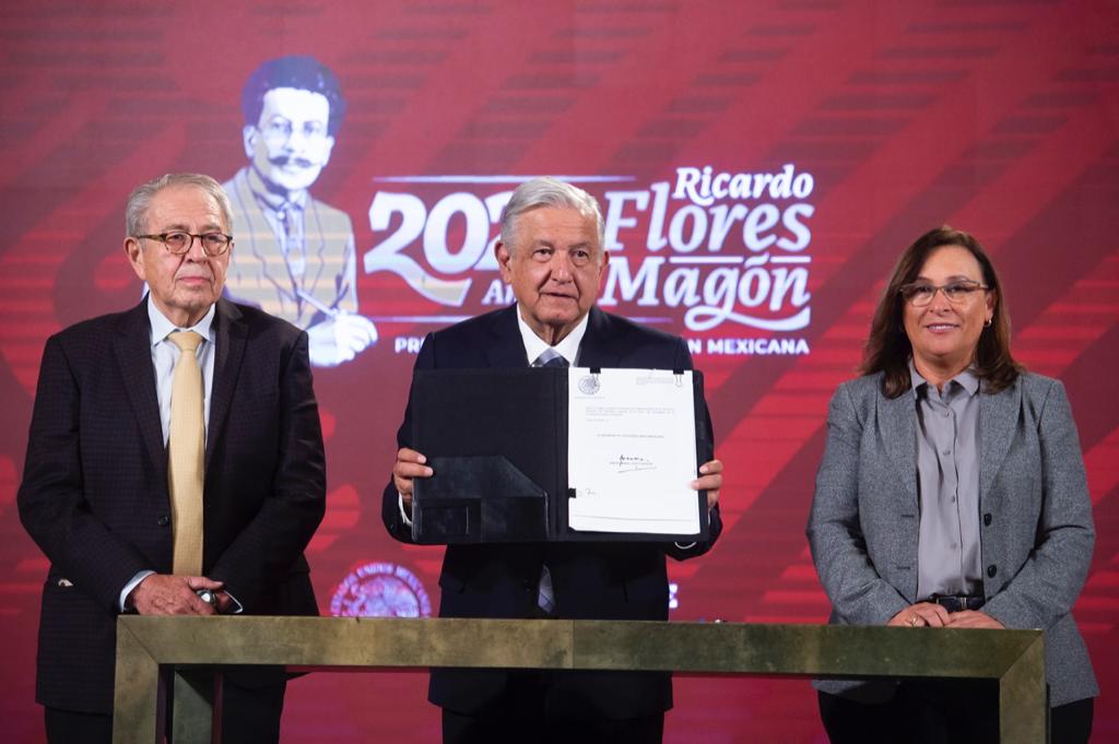 AMLO enviará este martes iniciativa para eliminar Horario de Verano AMLO enviará este martes iniciativa para eliminar Horario de Verano