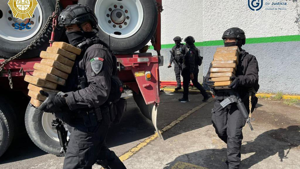 Aseguramiento histórico de cocaína en CDMX no fue aleatorio; se esperó el día correcto, afirma García Harfuch Aseguramiento histórico de cocaína en CDMX no fue aleatorio; se esperó el día correcto, afirma García Harfuch
